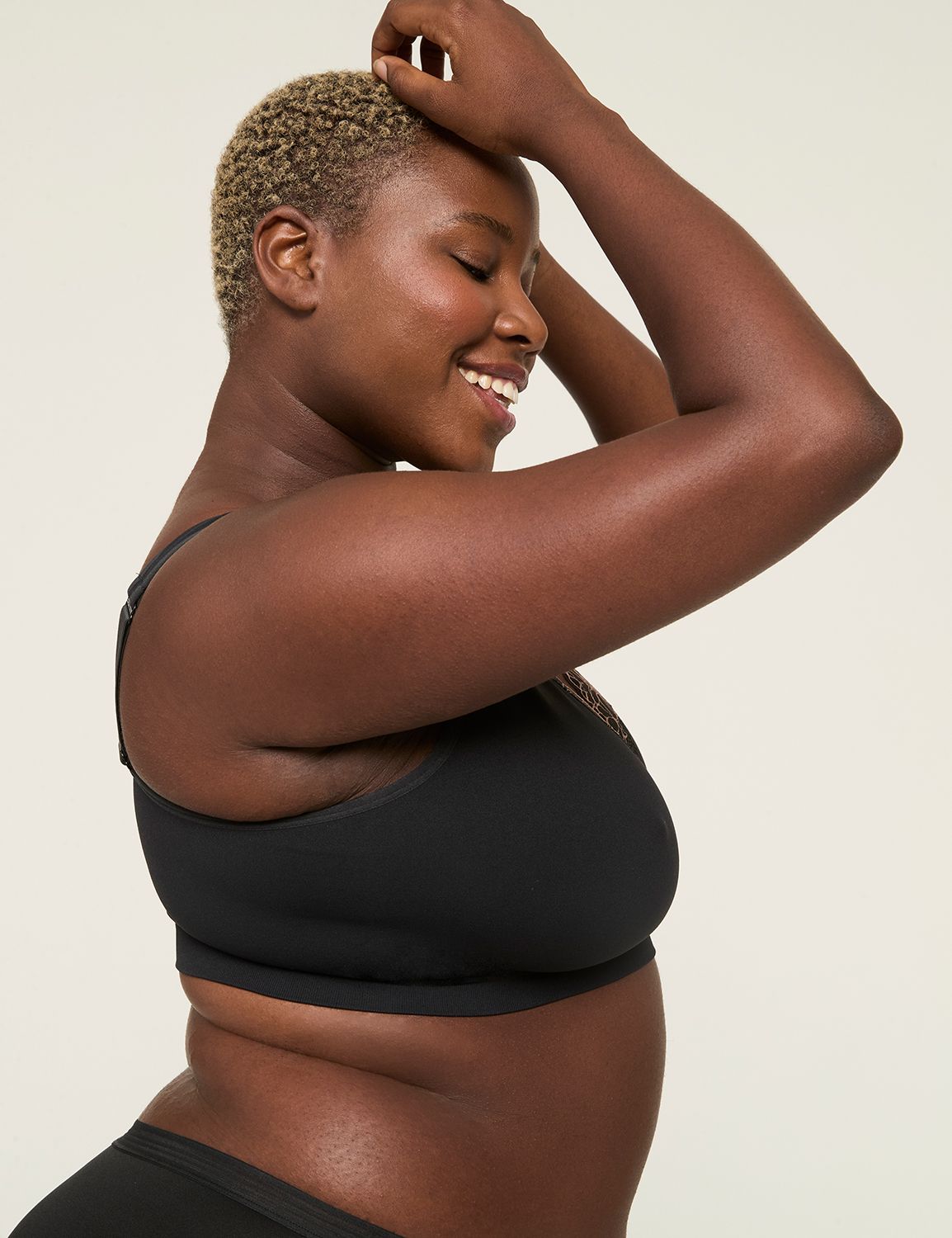 Seamless Crossover Bralette Romanti Product Image 3