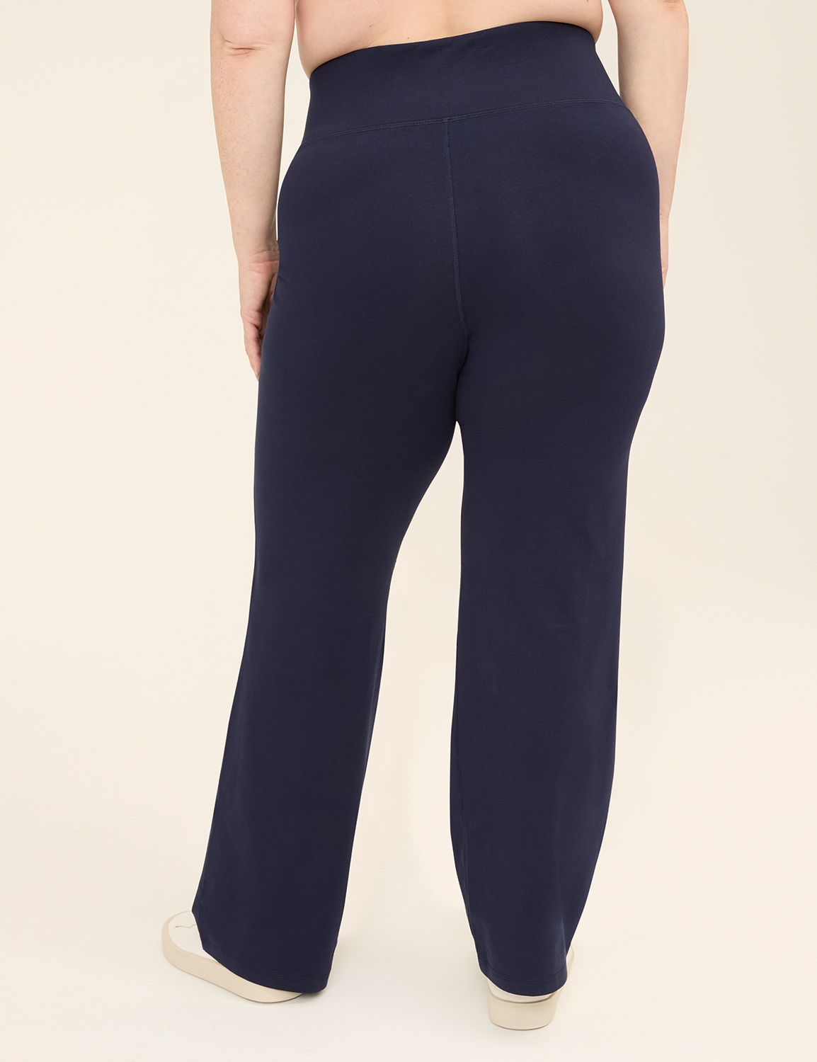 LIVI Signature Stretch Bootcut Pant