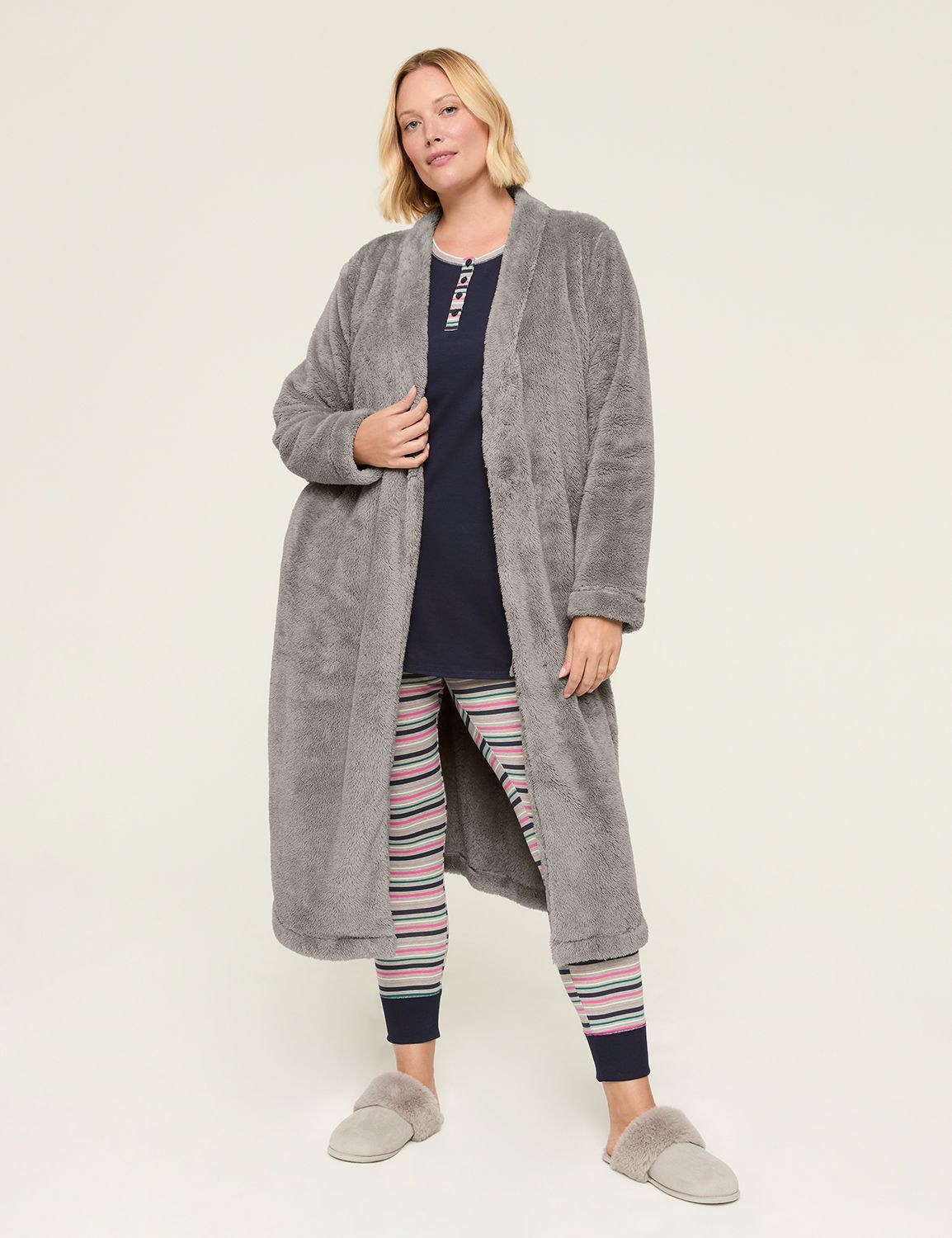 Sherpa Midi Robe 1142506 F Product Image 4