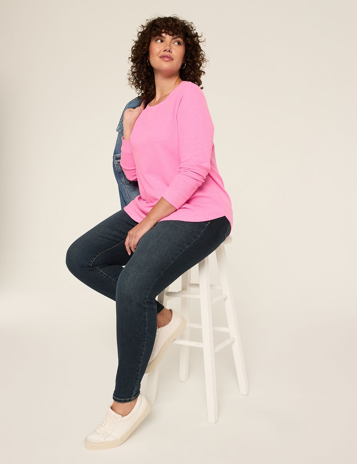 Classic Long Sleeve Scoop Hem Tunic Product Image 3