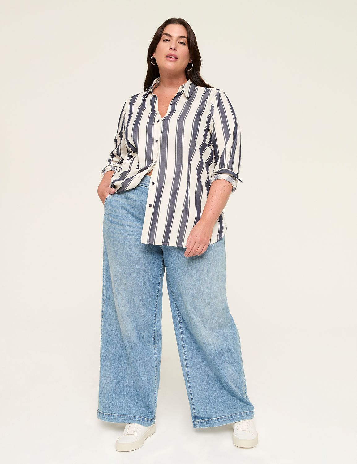 Fitted Long Sleeve Split Neck Butto Product Image 4