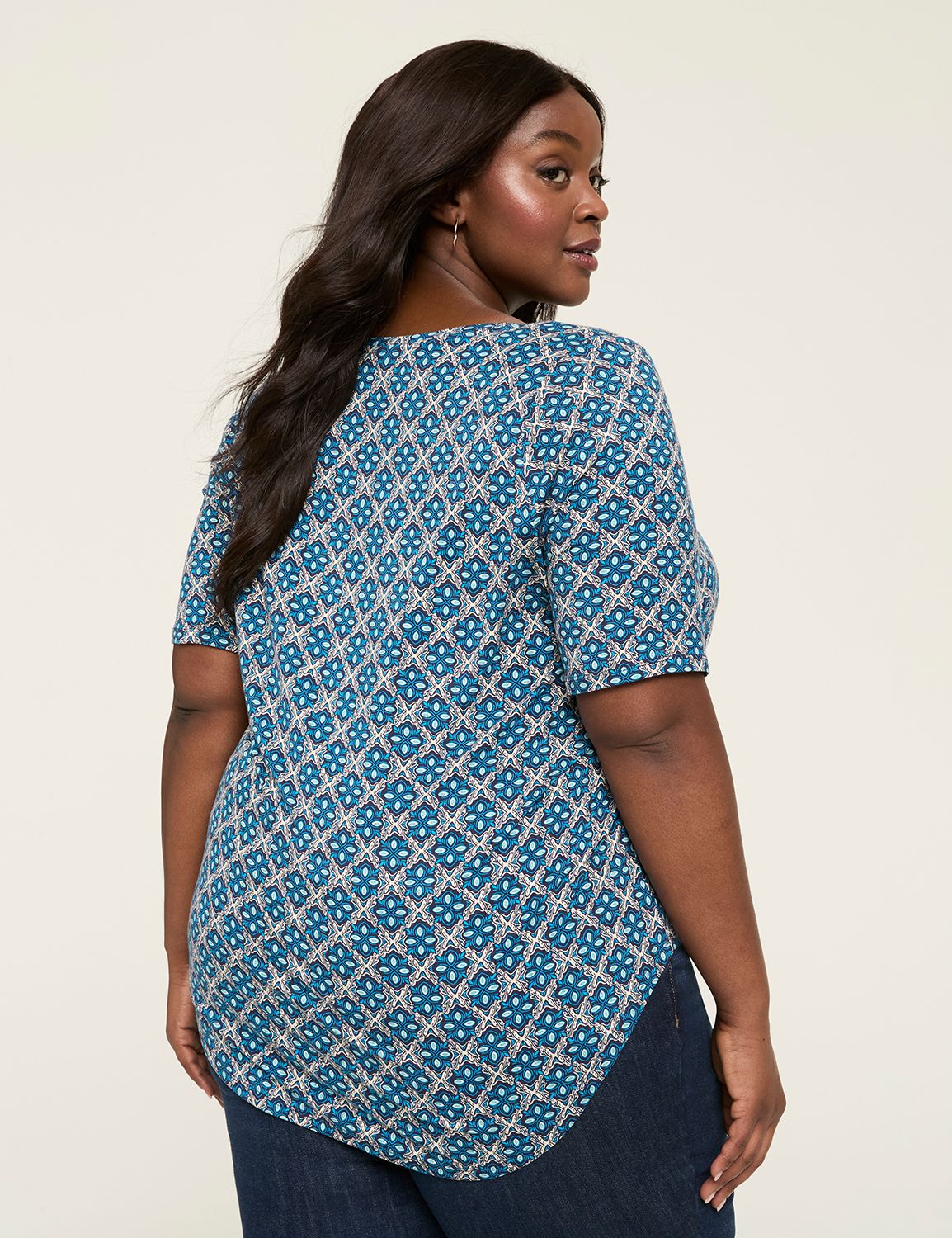 Classic Perfect Sleeve V-Neck Curve Product Image 2