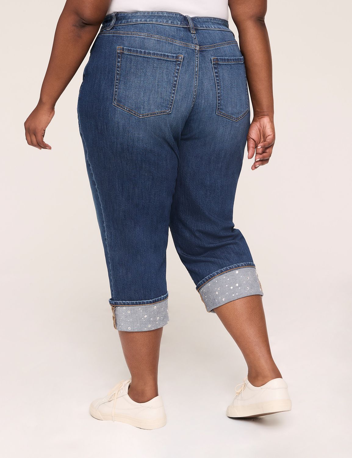 MID RISE BOYFRIEND CAPRI - DARK WAS Product Image 2