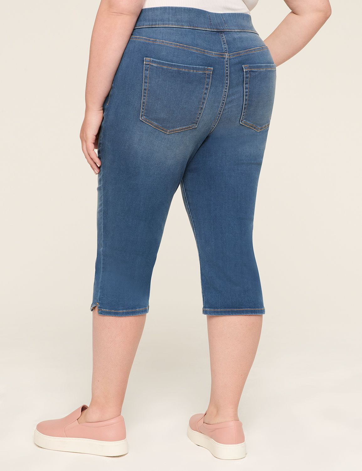 PULL ON PEDAL- MEDIUM WASH 1144634 Product Image 2