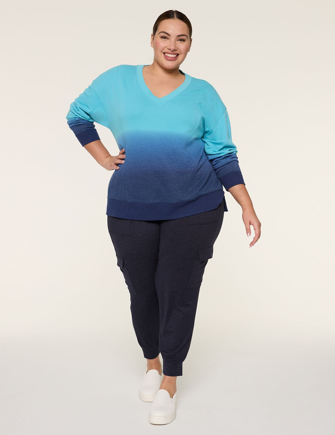 LIVI Long Sleeve V Neckline French Product Image 3