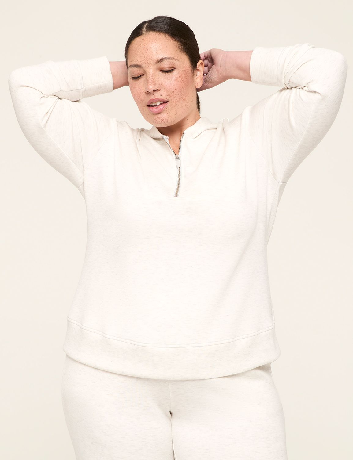 LIVI Long Sleeve Hooded Journey Hal Product Image 1