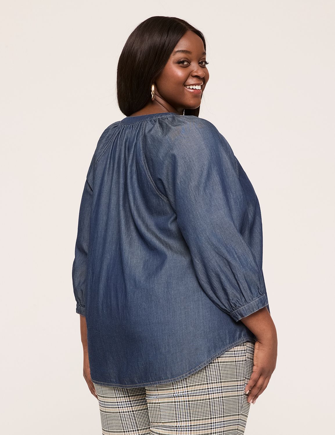 Relaxed Raglan 3/4 Sleeve Button Do Product Image 2