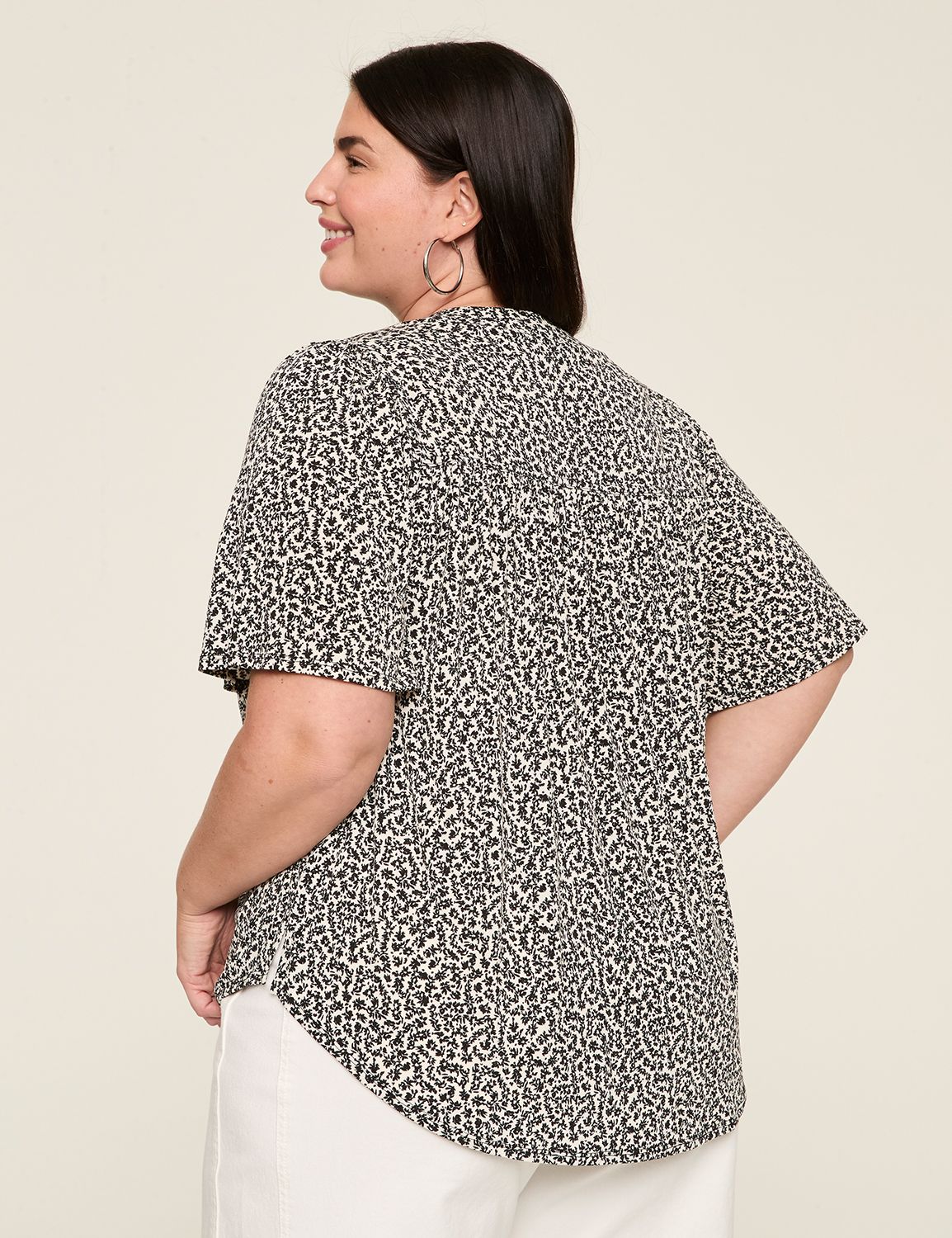 Slit Short Sleeve V Neck Curved Hem Product Image 2
