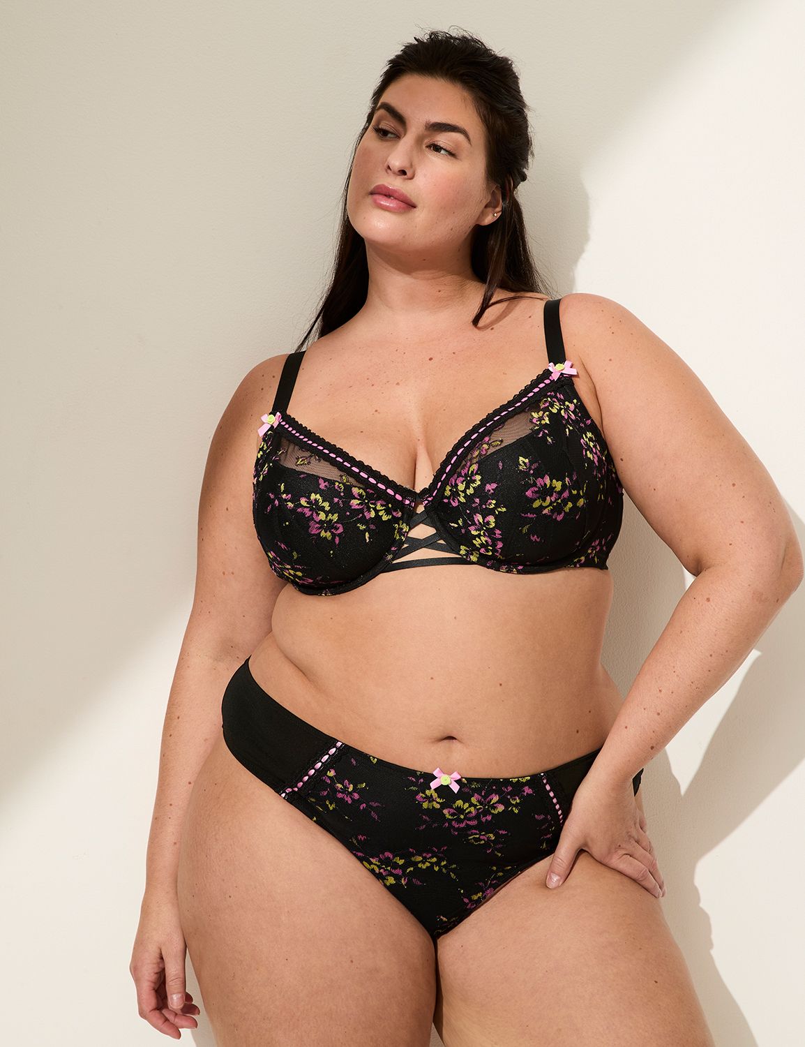 All Over Lace Thong 1143871 Product Image 3