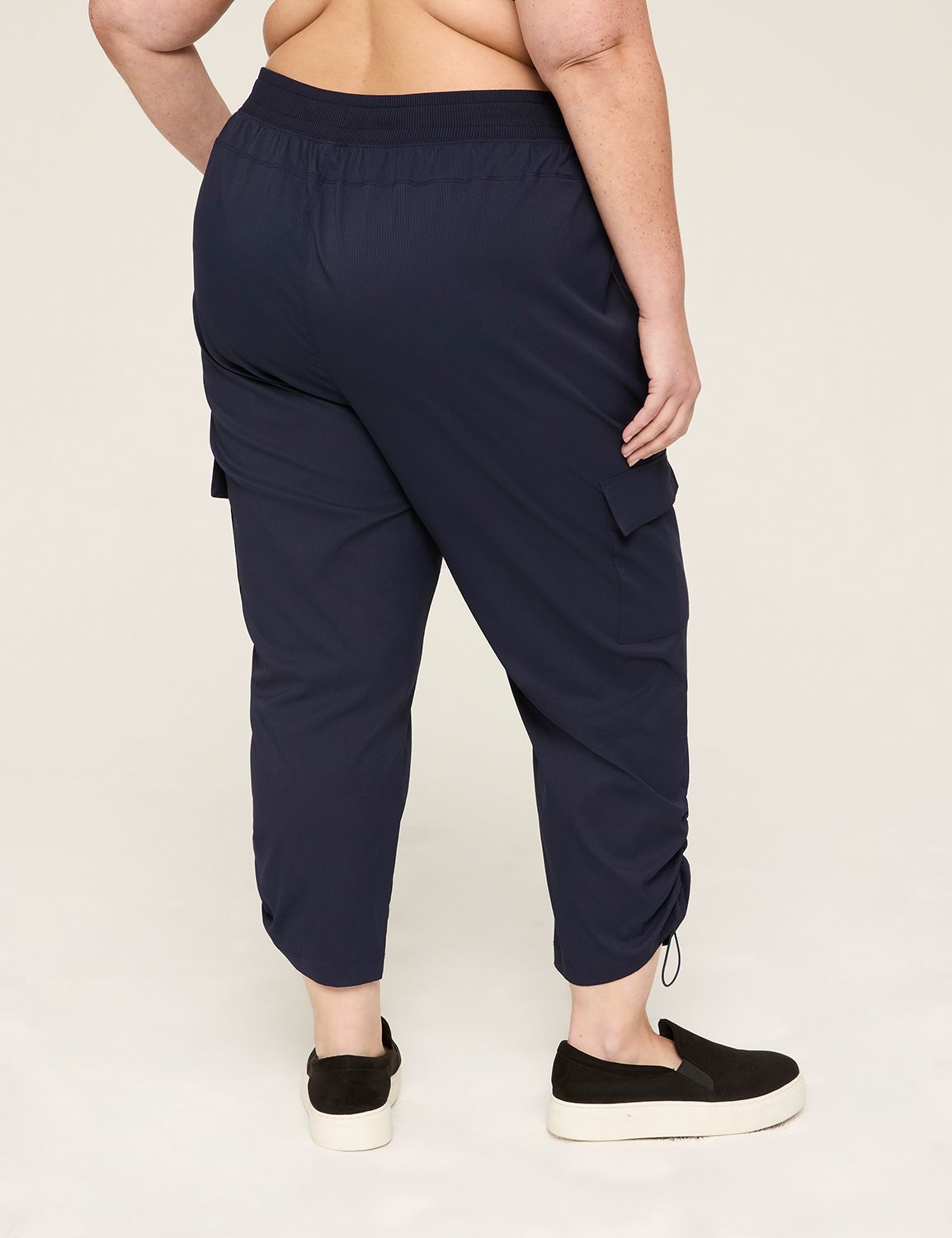 LIVI Woven Crop Bungee-Detail Pant