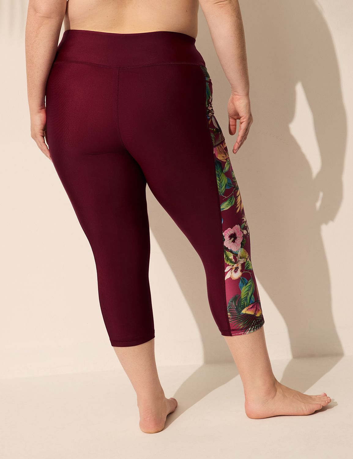 Swim Capri w/ Side Pocket 1143768 Product Image 2