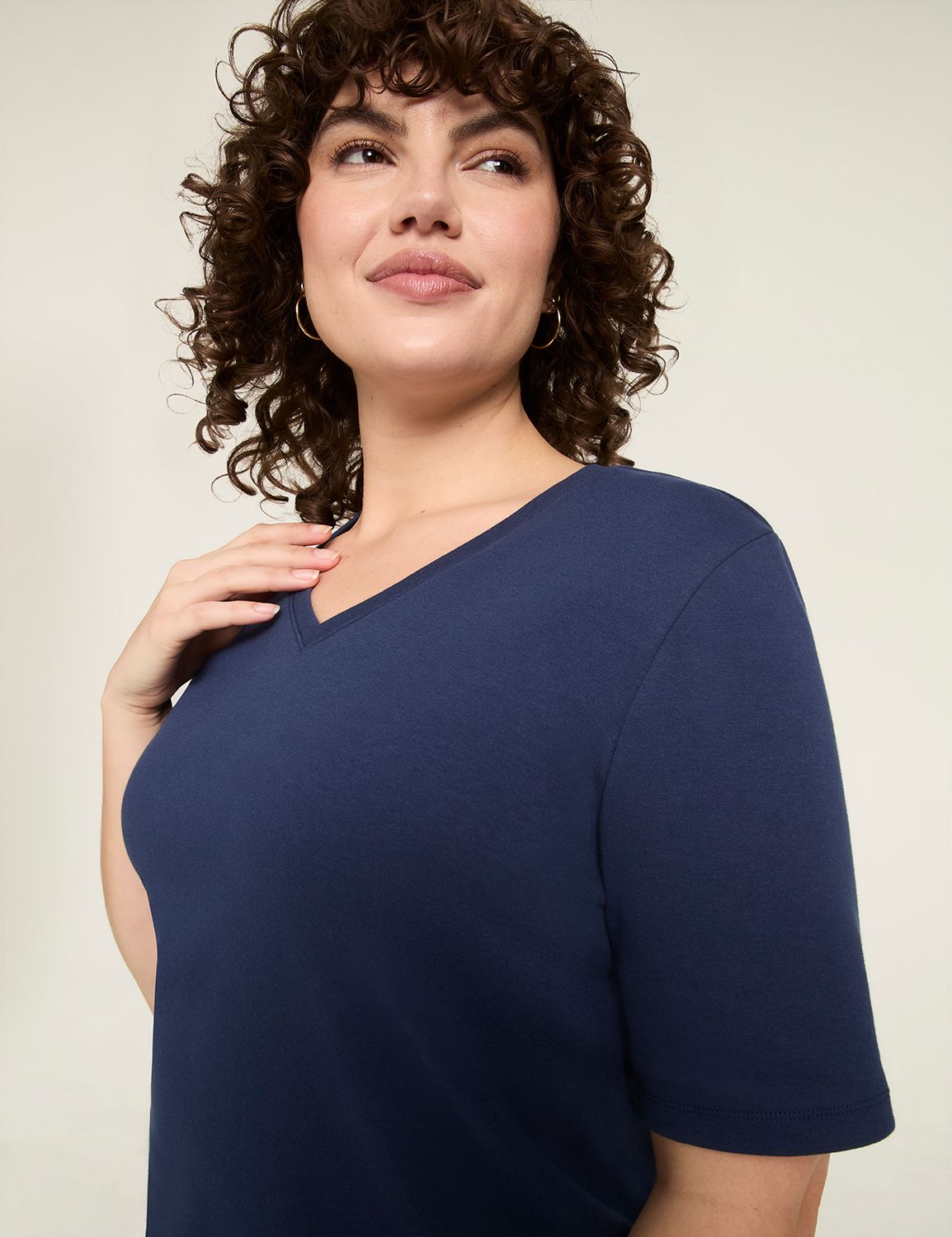 Classic Elbow Sleeve V-Neck Tunic T Product Image 4