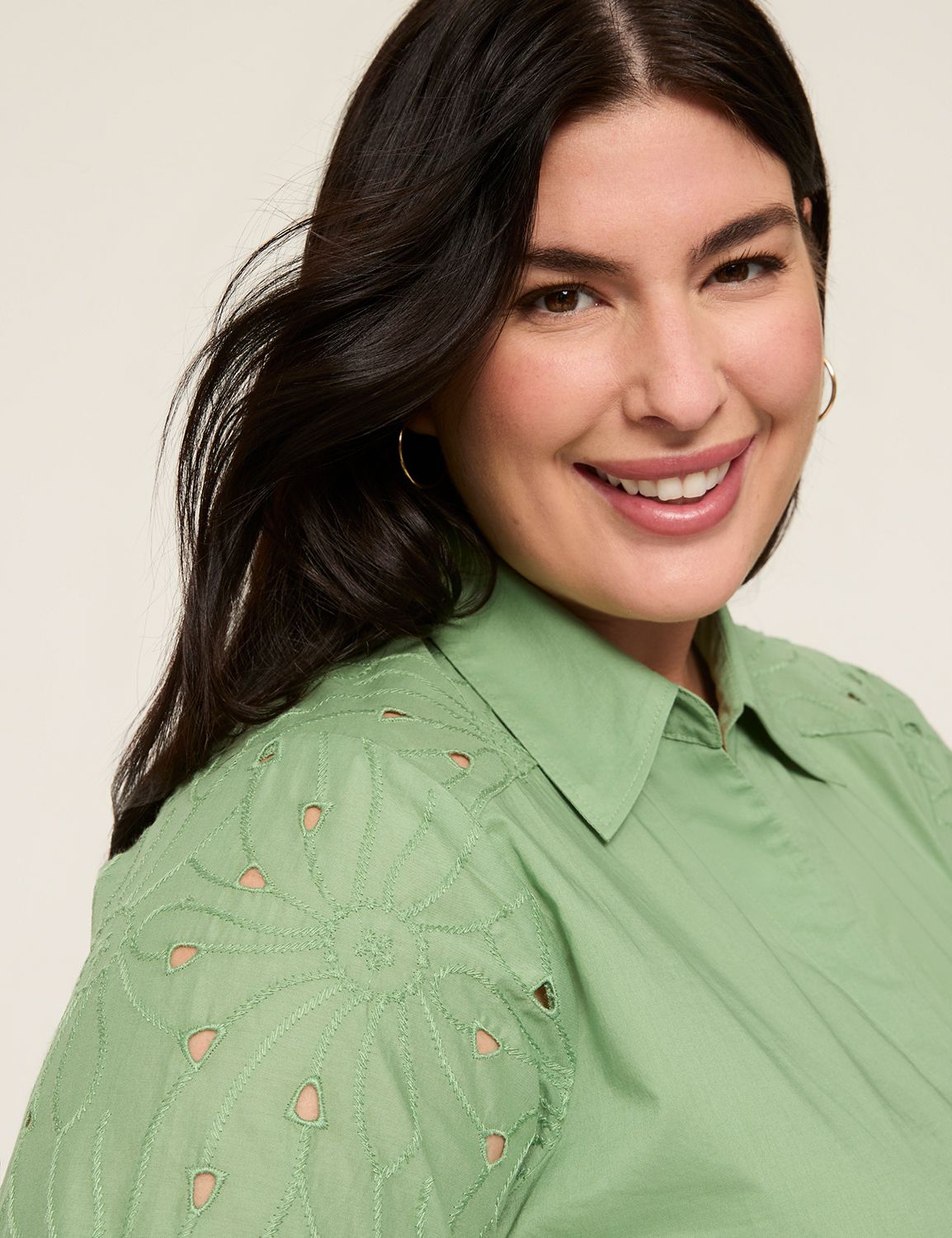 Relaxed Long Sleeve Button Down Col Product Image 4