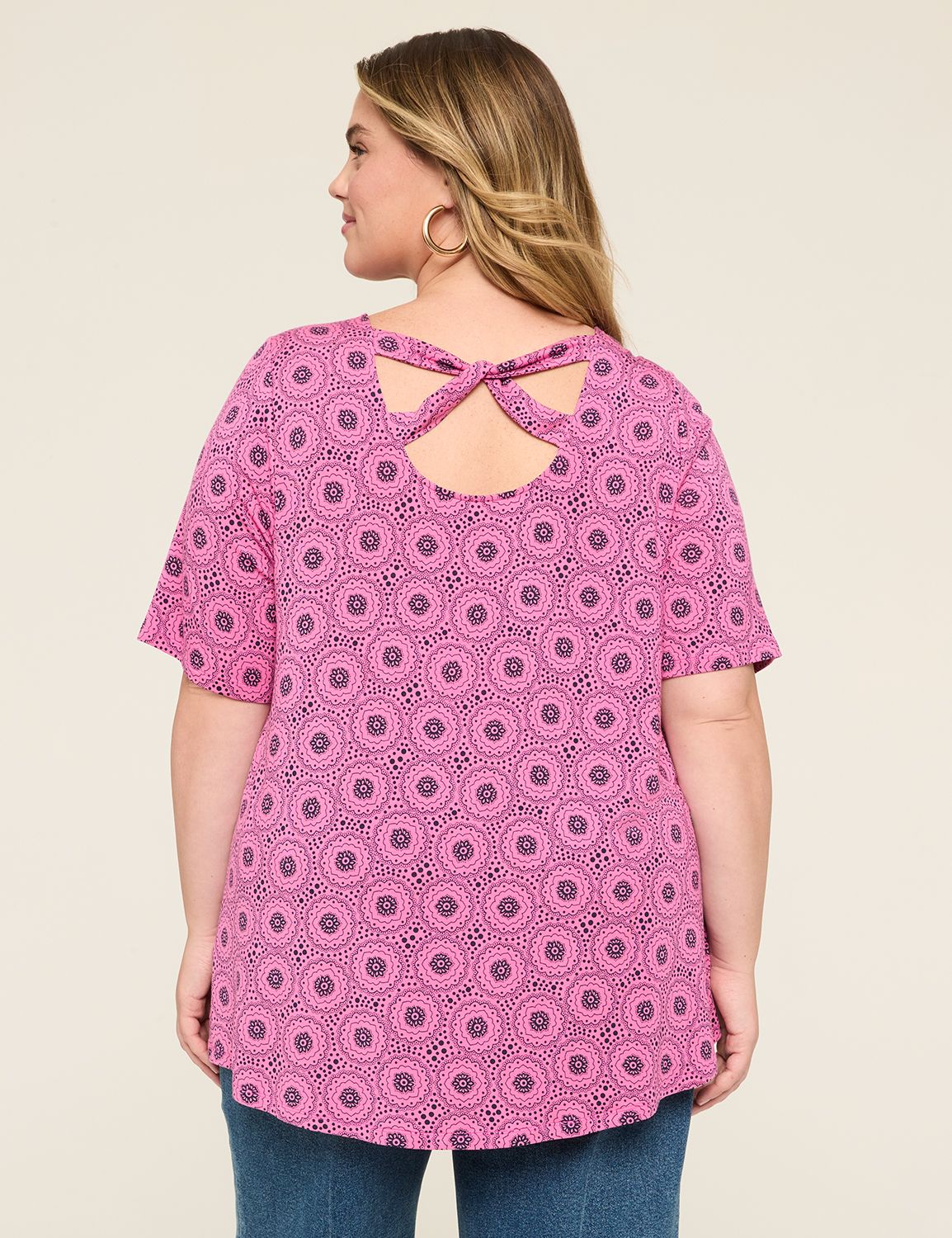 Perfect Sleeve Back-Detail Tee