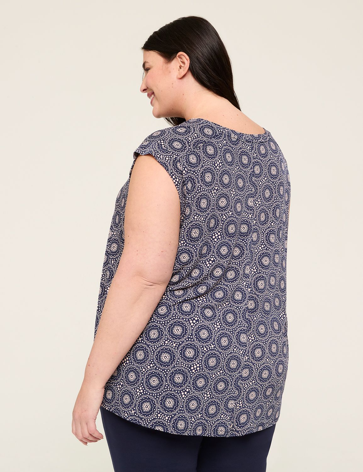 Sleeveless V Neck Shoulder Seam Top Product Image 2