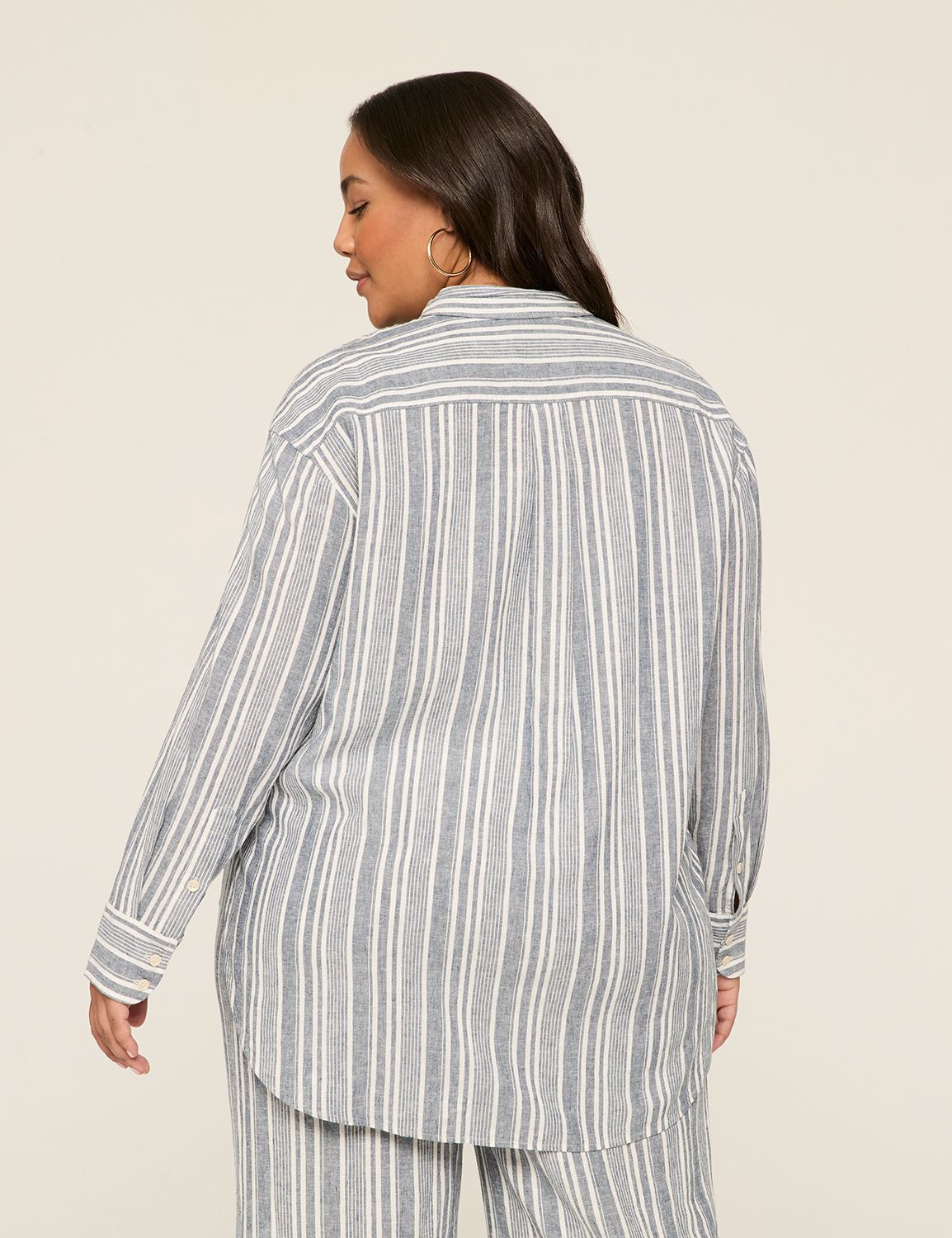 Relaxed Long Sleeve Collared Button Product Image 2