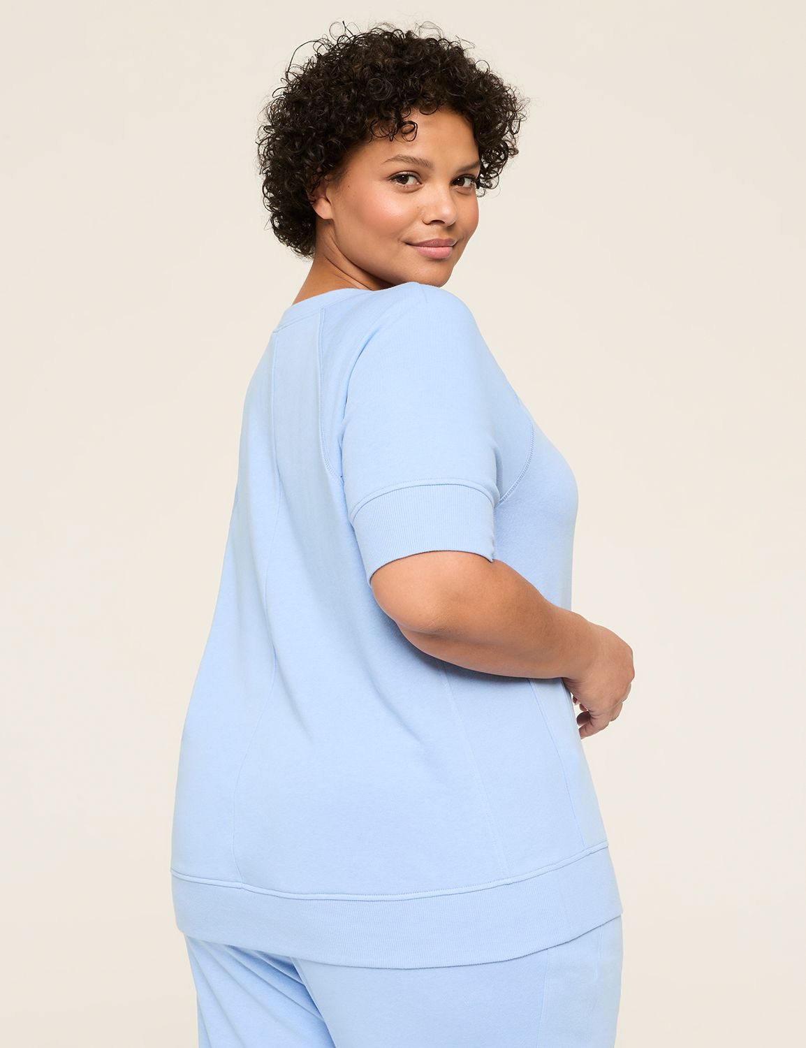 LIVI Elbow Sleeve Crew Neckline Fre Product Image 2