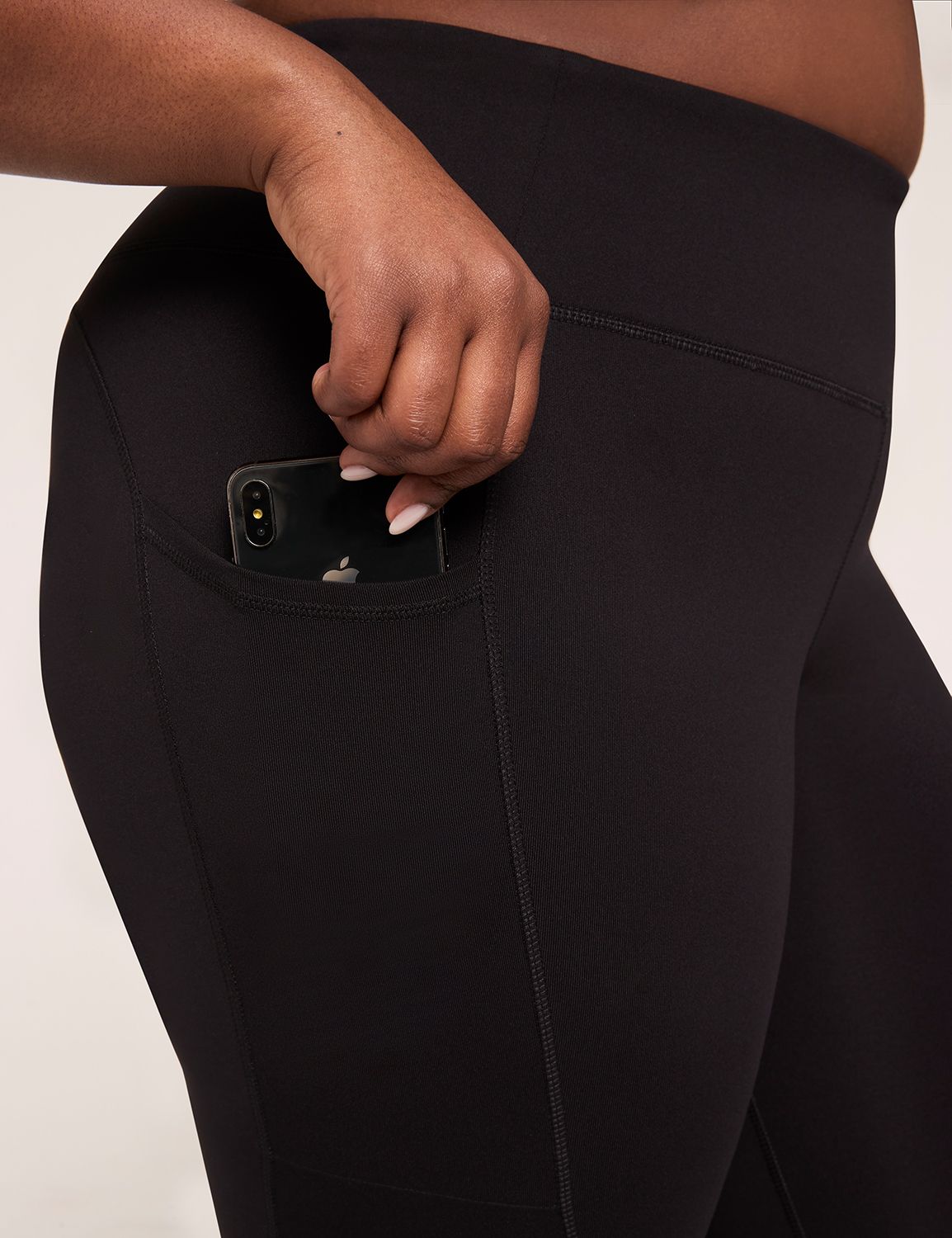 LIVI High Rise Wicking Capri Leggin Product Image 4