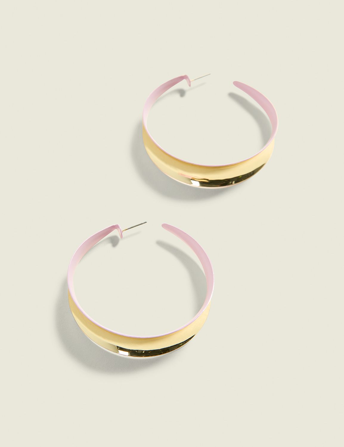 Pink Floral gold hoop earring main image 1