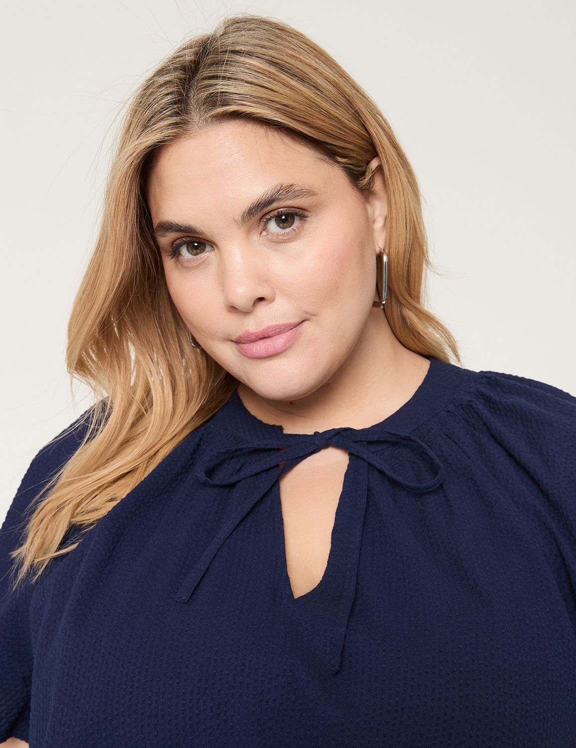 Swing Flutter Sleeve Split Neck Pop Product Image 4
