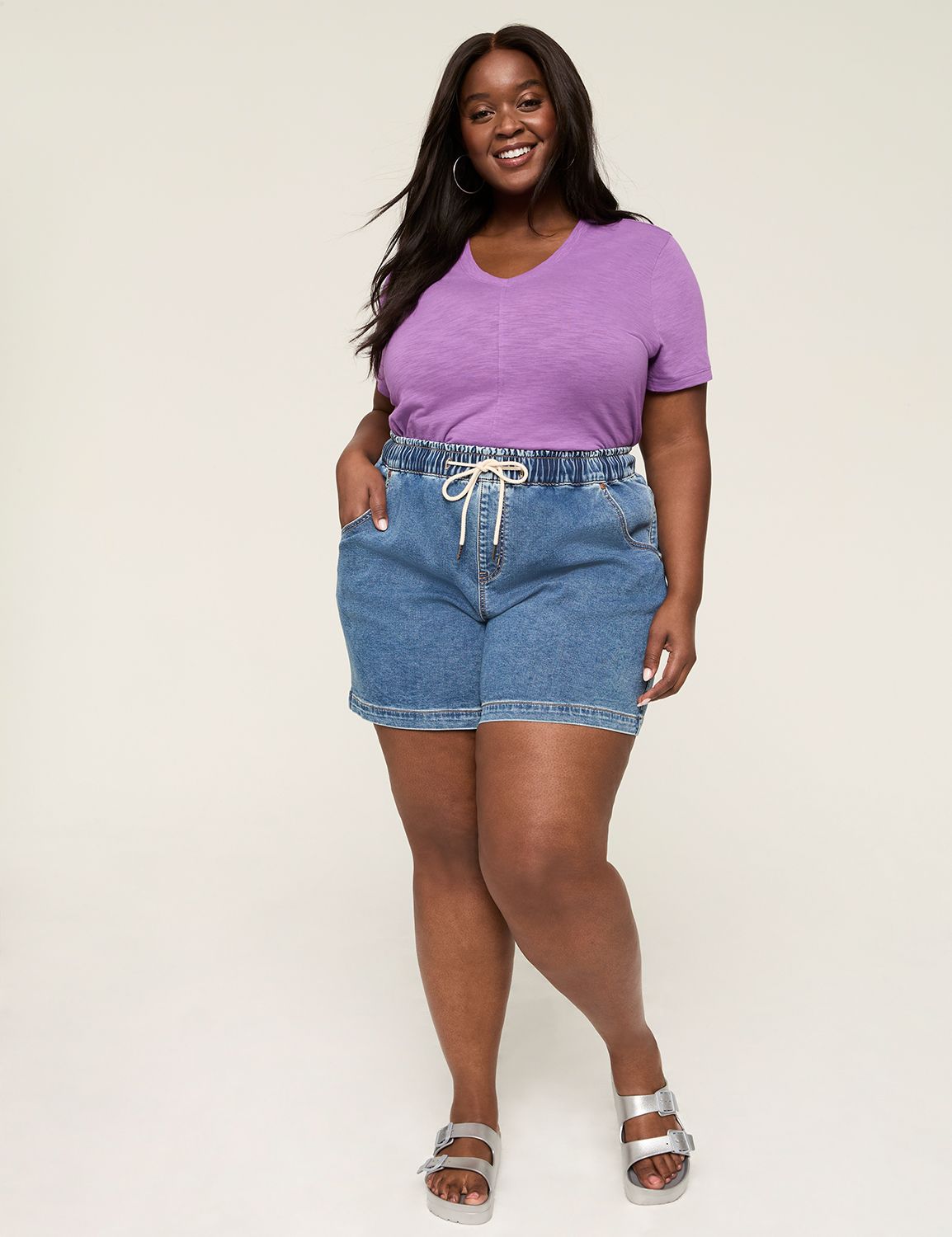 Casual Short Sleeve V-Neck CF Seame Product Image 3