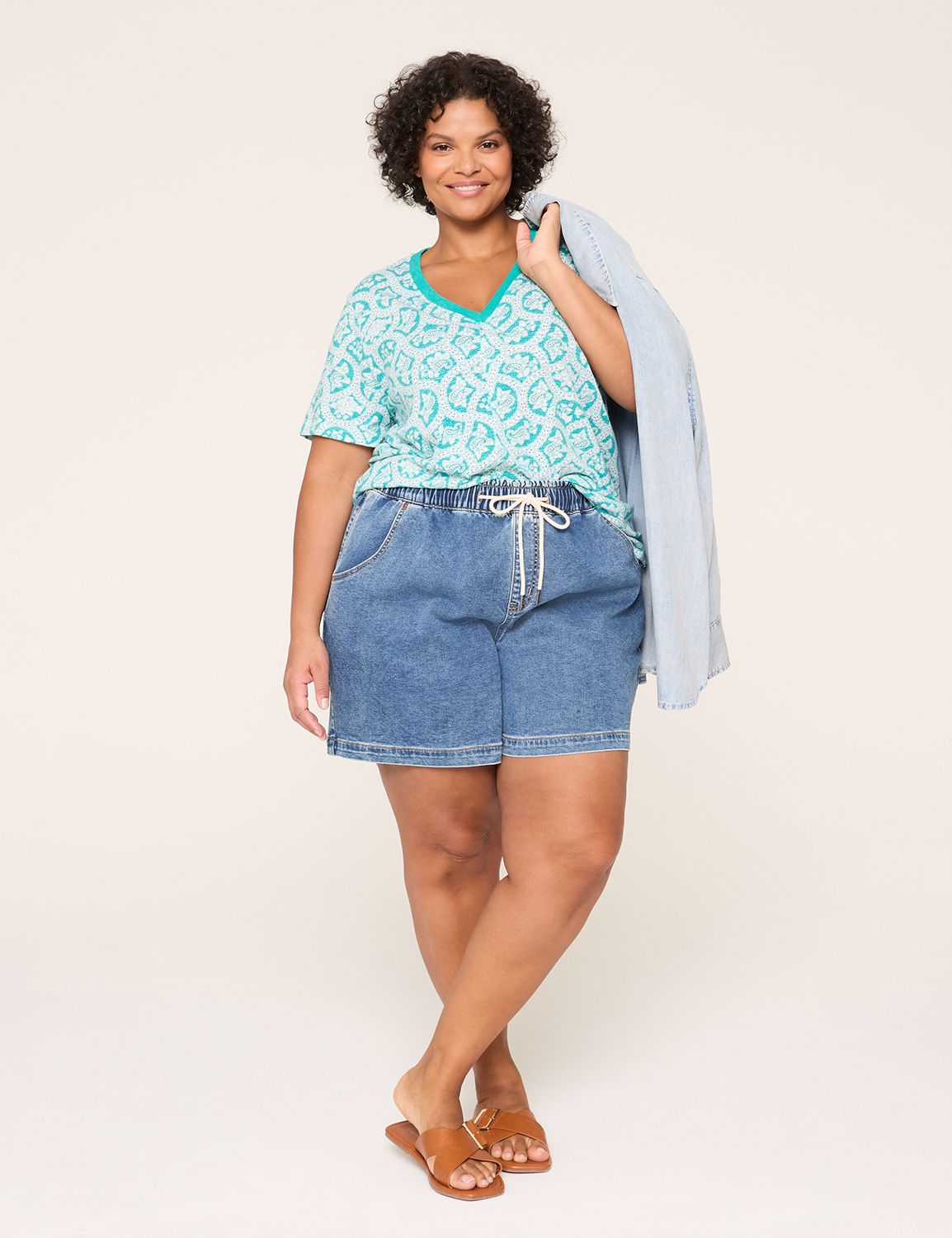 Casual Short Sleeve V-Neck CF Seame Product Image 3