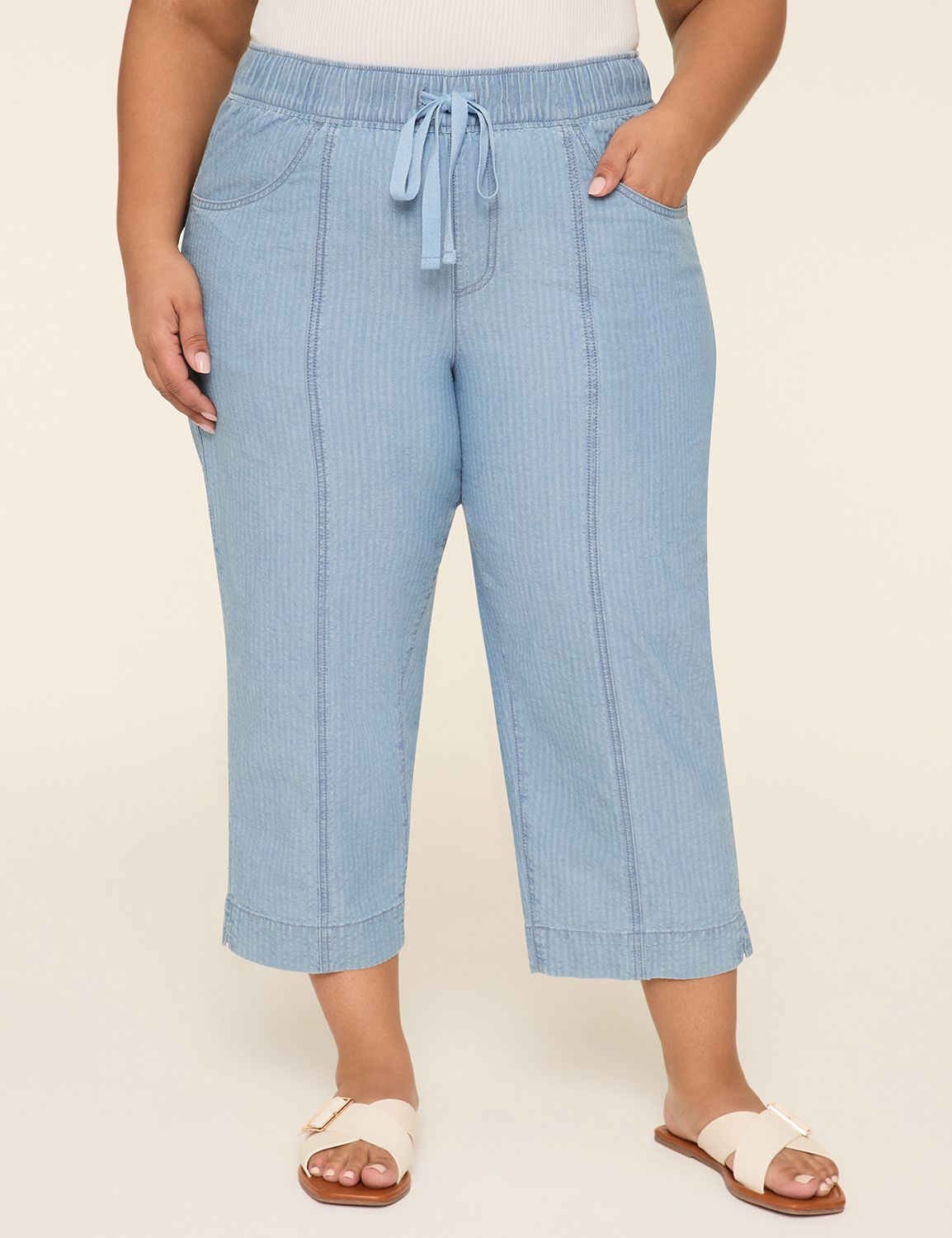Seersucker Pull-On Crop Pant