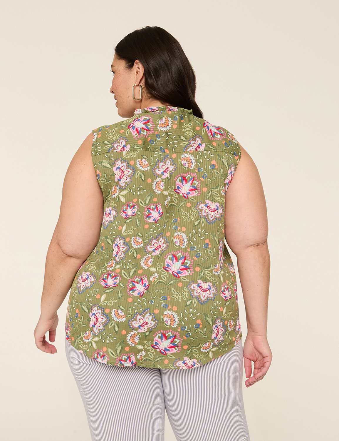 Notch Collar V-Neck Tee in Indian Splendor