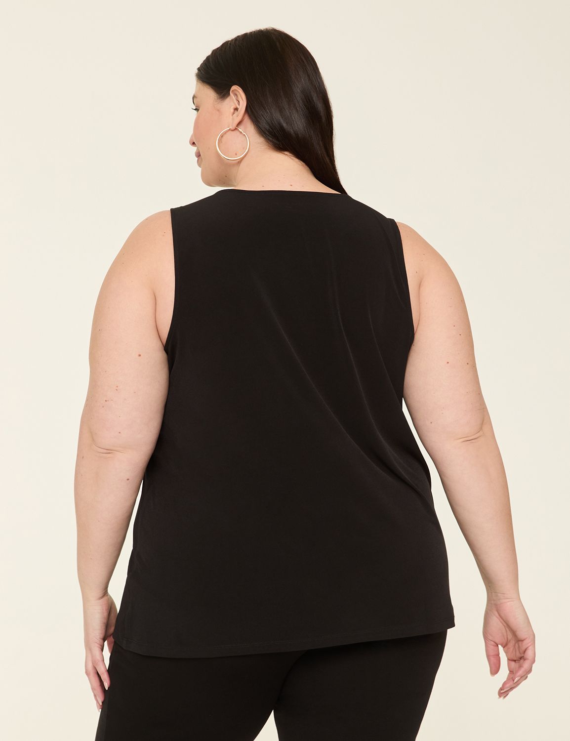 ★2025SS新作★RONRON★CONTRAST LINE SLEEVELESS WV Sleeveless Crossover Neck Detail | LaneBryant