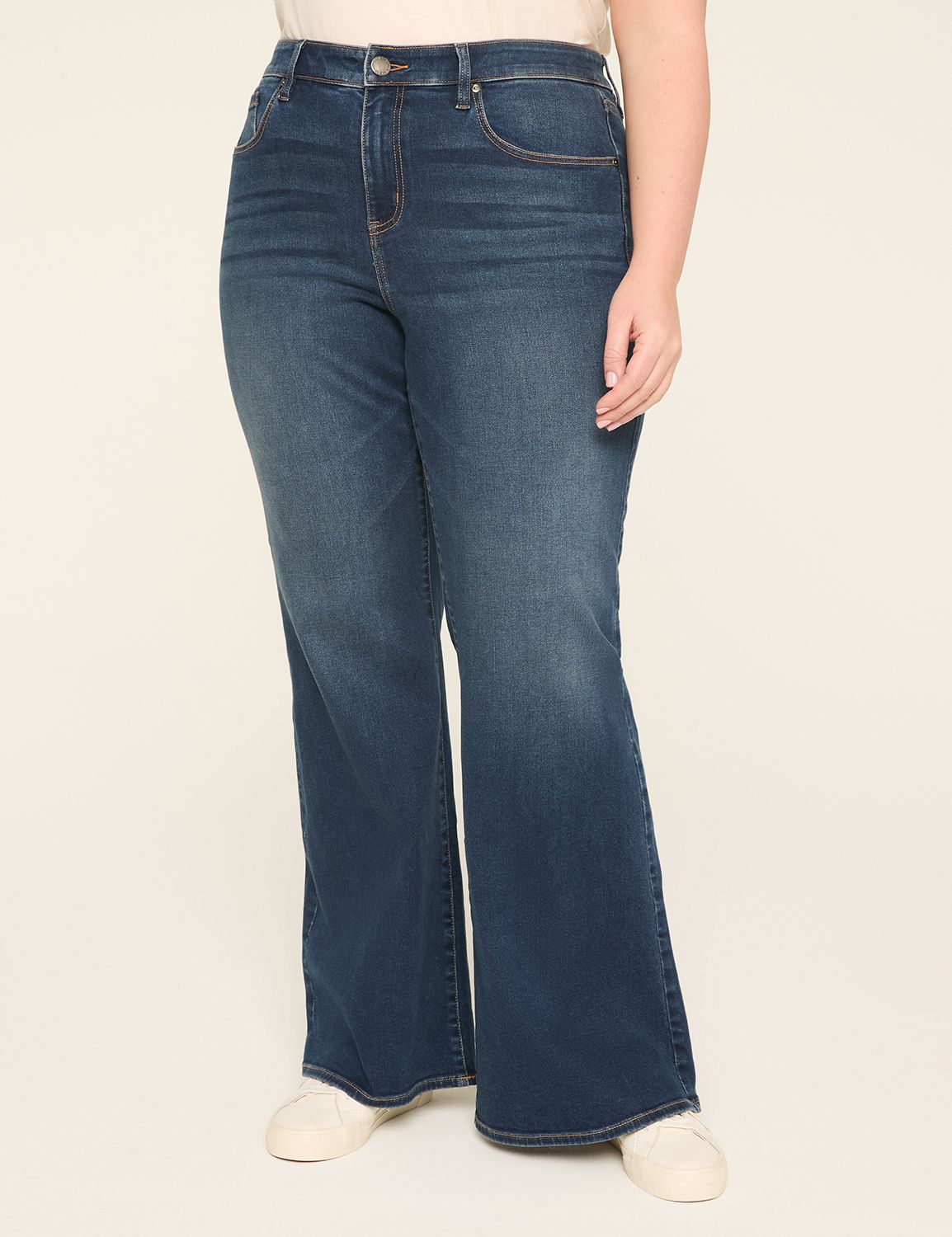 360 Flex Signature Fit DreamFeel Flare Jean