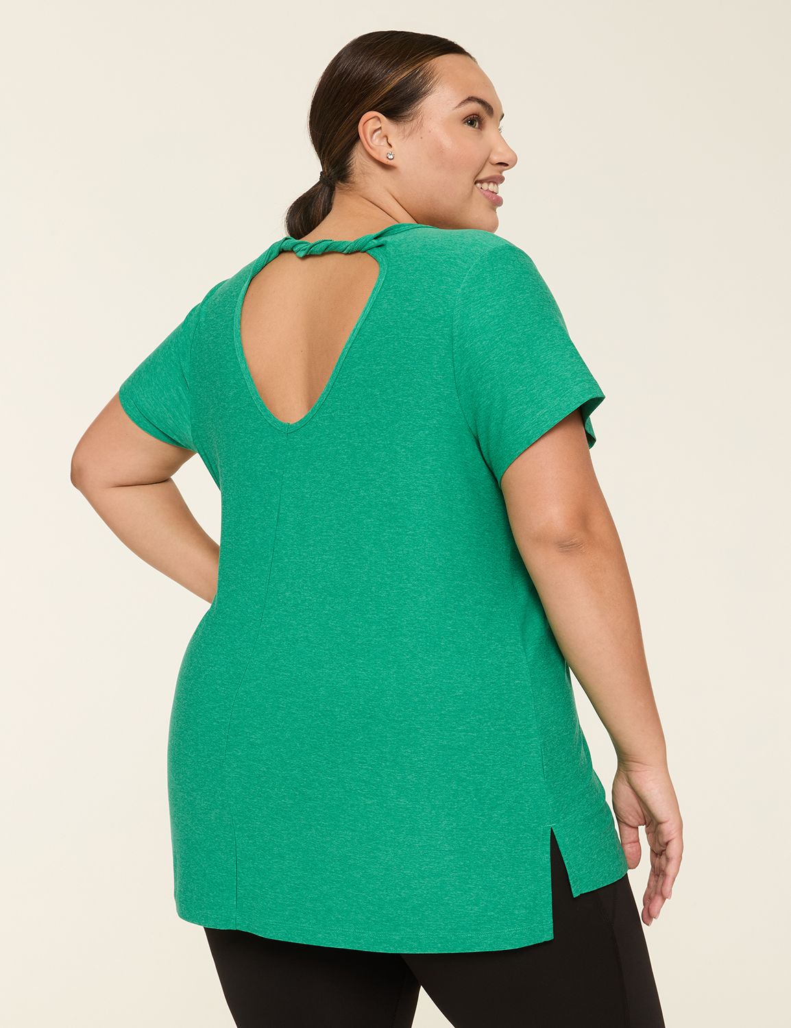 LIVI Soft Twist-Back Tunic
