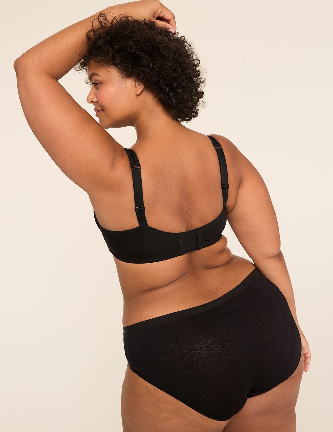 No-Show Hipster Panty With Textured Lace