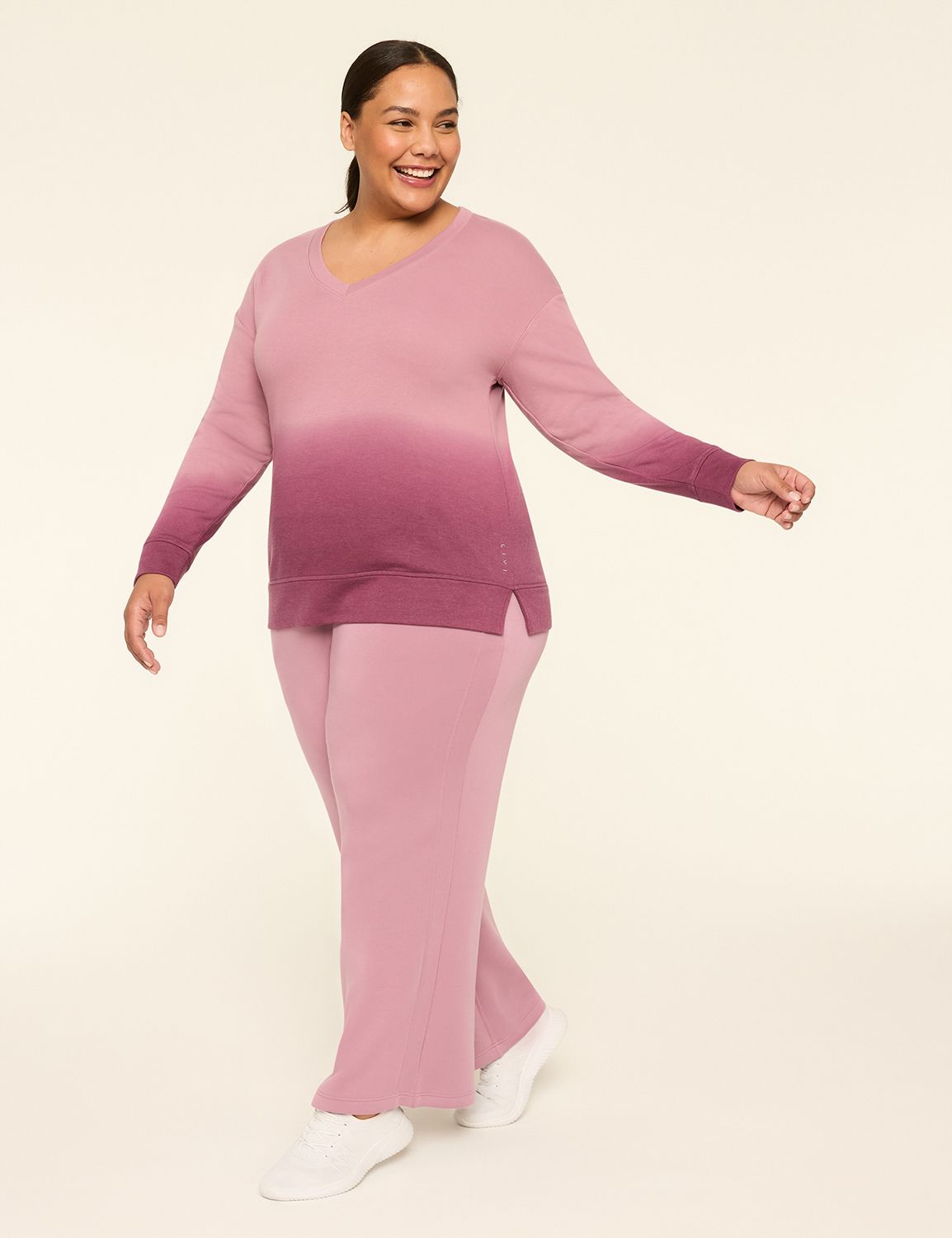 LIVI Long Sleeve V Neckline French Product Image 3