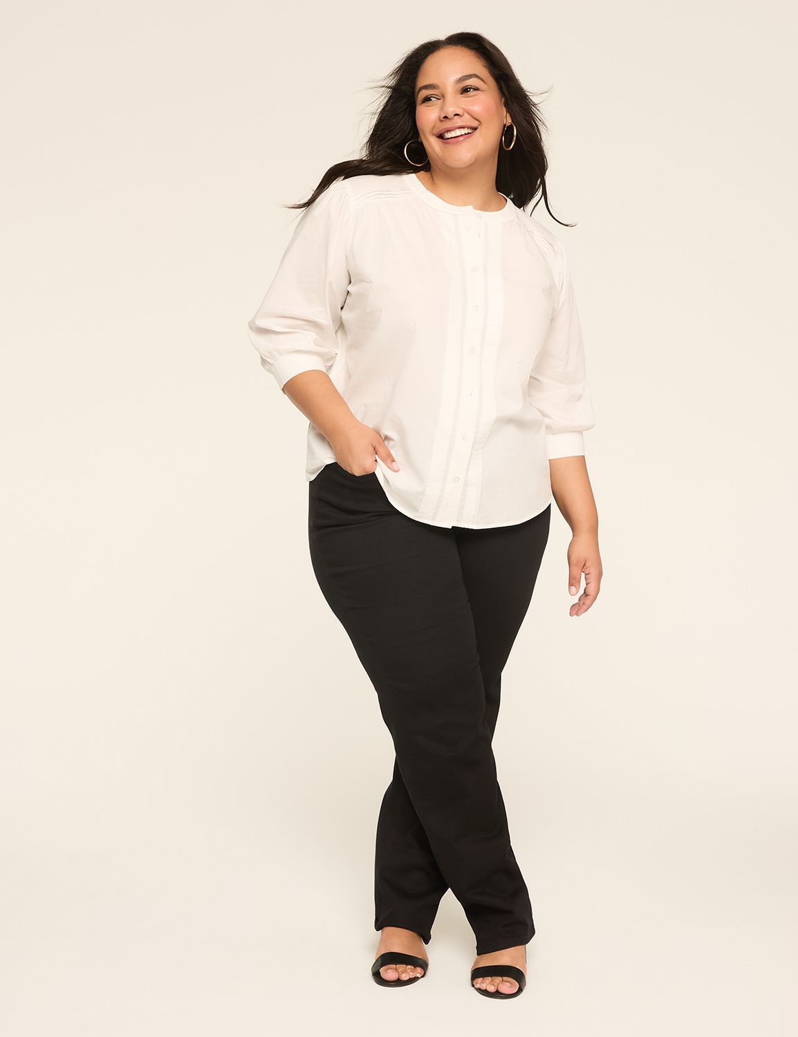 Classic 3/4 Sleeve Collared Button Product Image 3