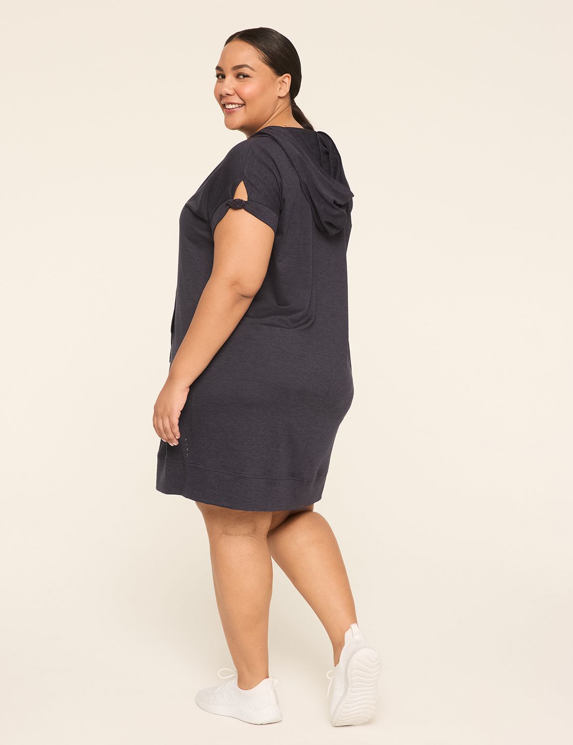 LIVI Short Sleeve Hooded Livi Soft Product Image 2