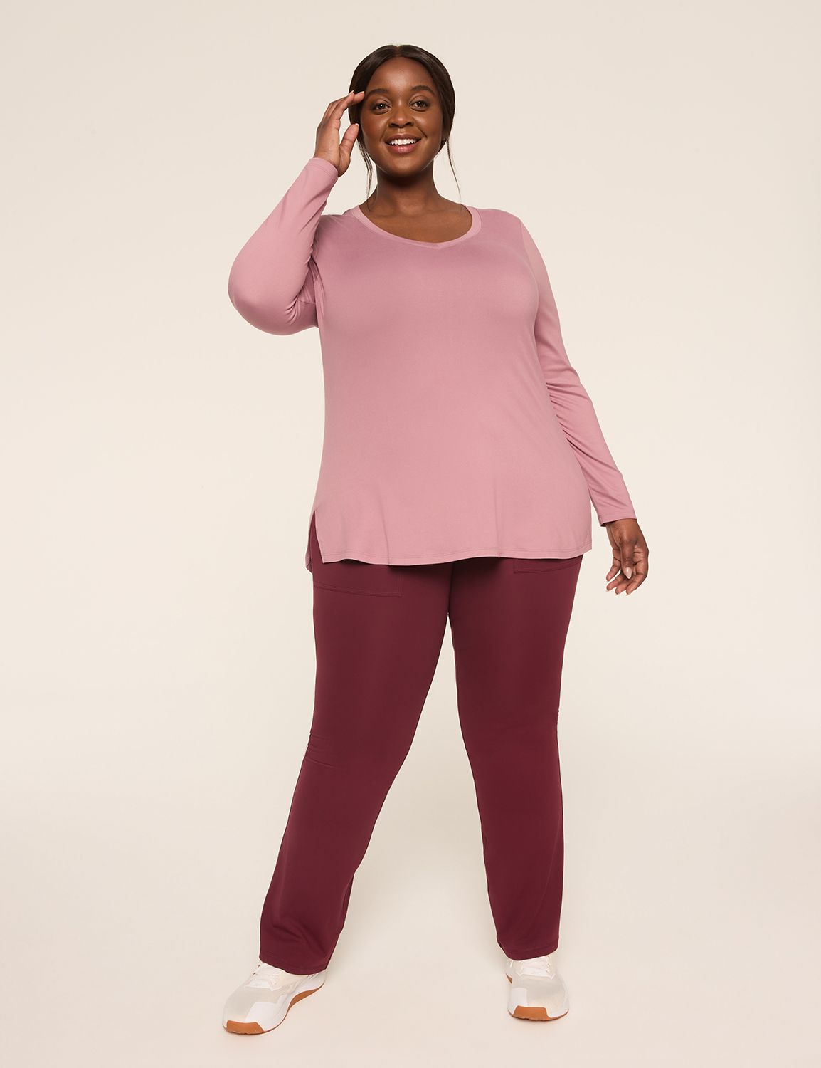 LIVI Long Sleeve Mid V Neck Ruched Product Image 3