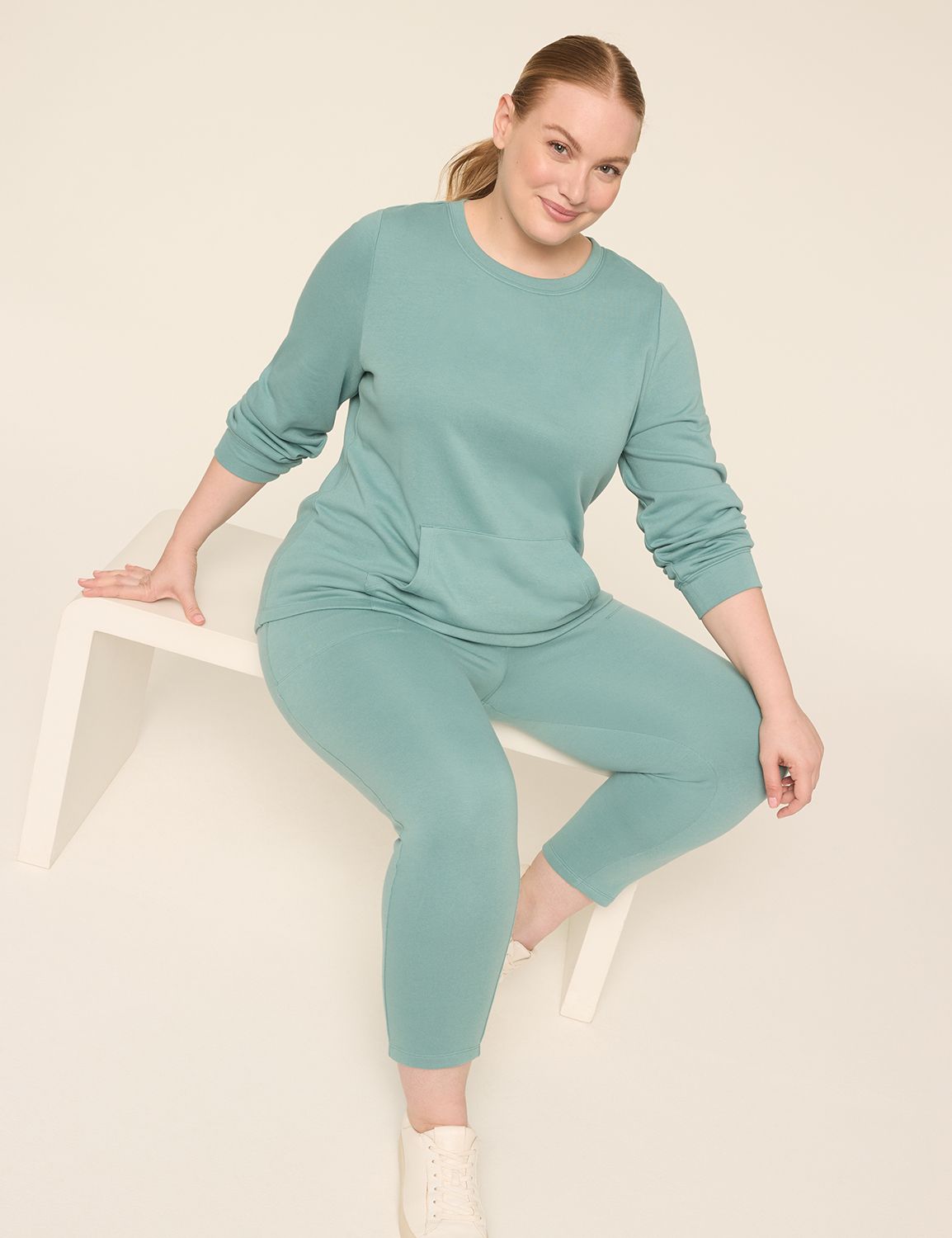 LIVI Long Sleeve Crew Neckline Fren Product Image 3