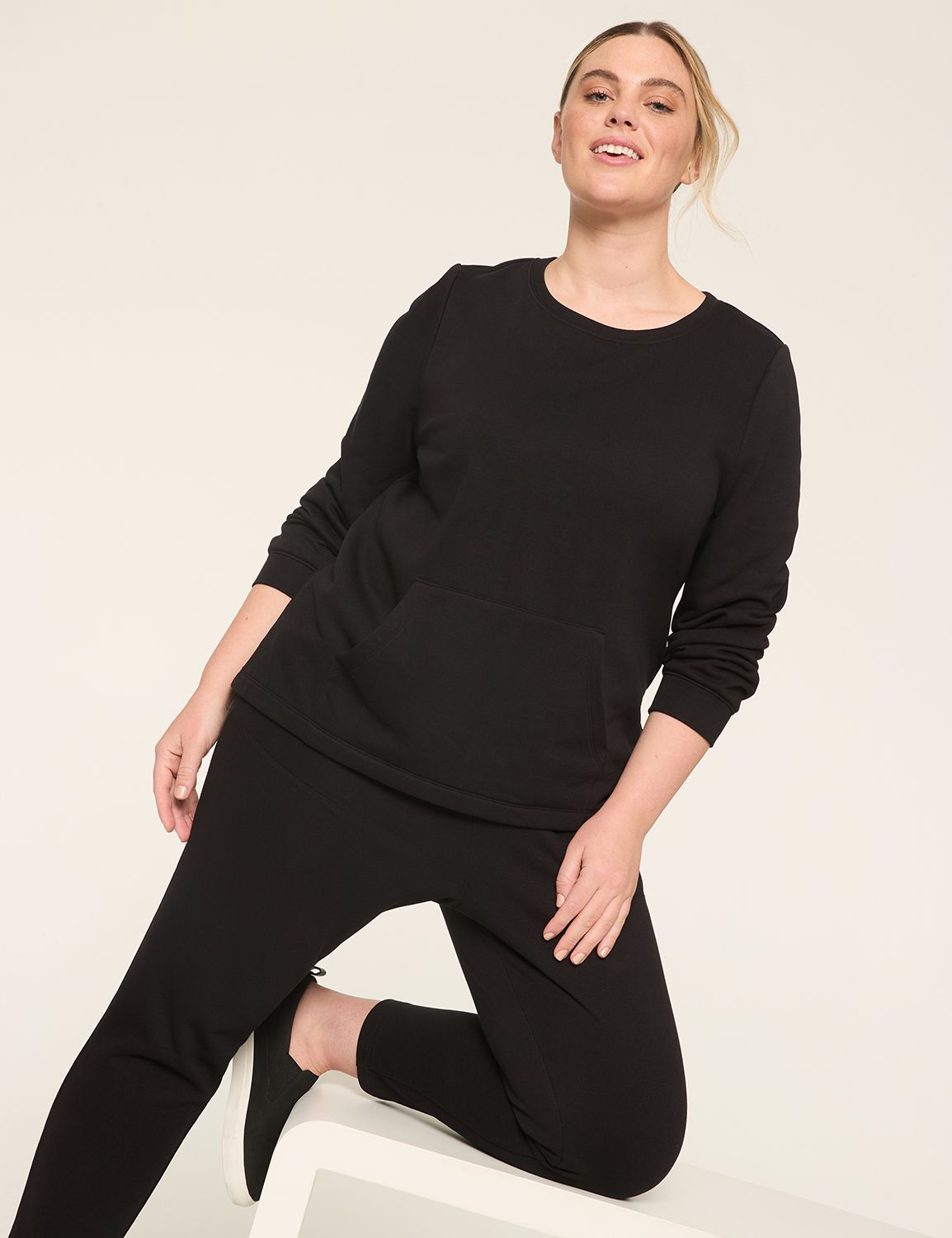 LIVI Long Sleeve Crew Neckline Fren Product Image 3
