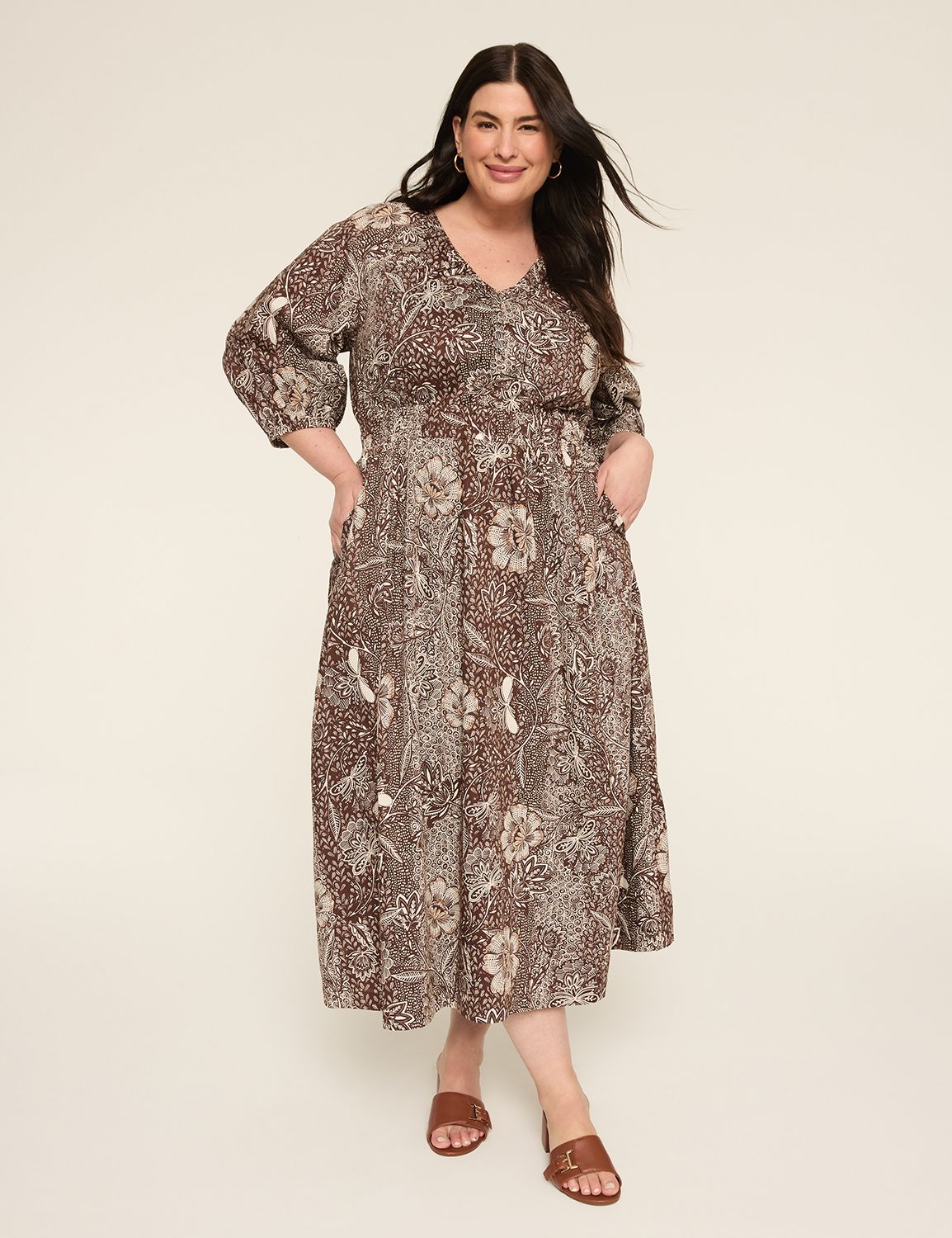 THREE QUARTER SLEEVE VNECK ELASTIC Product Image 1