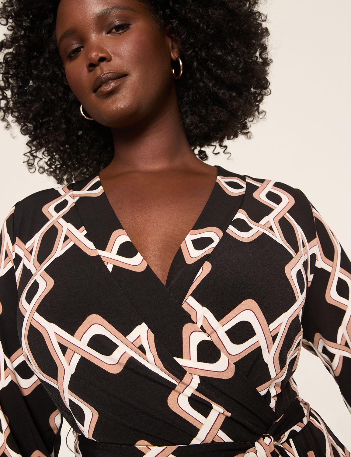 Three Quarter Sleeve Collarless Wra Product Image 3