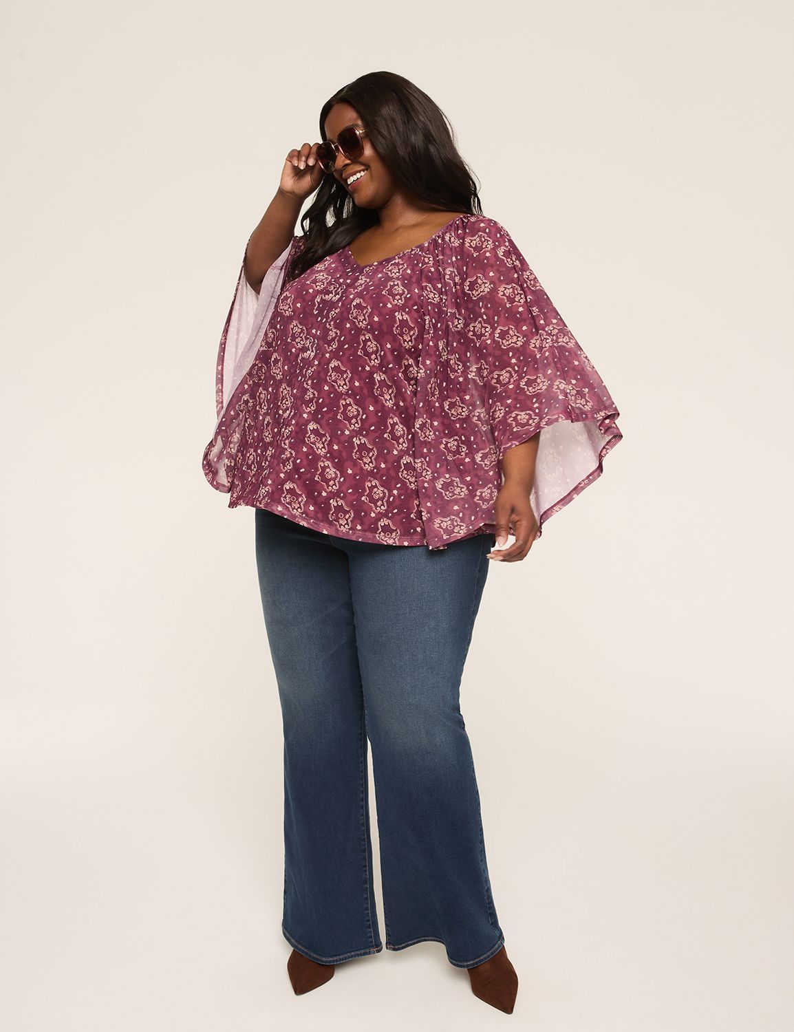 Short Sleeve V Neck Shirred Necklin Product Image 3
