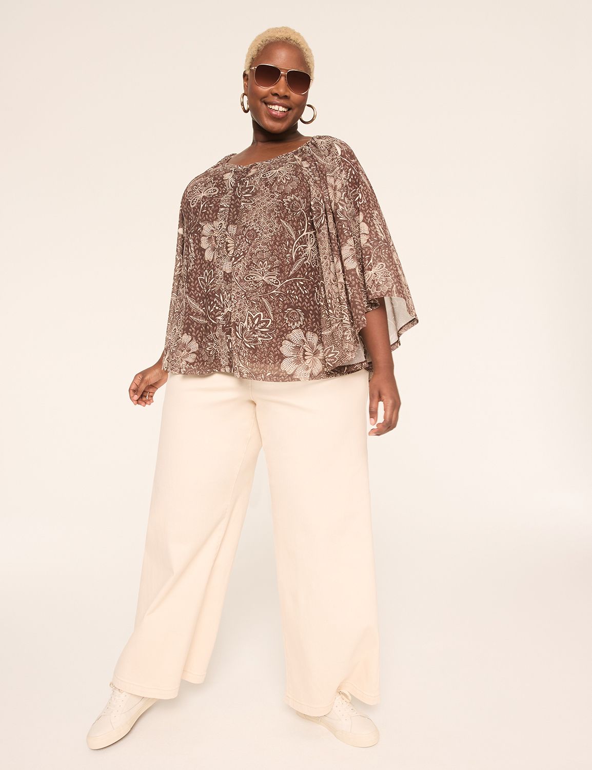 Short Sleeve V Neck Shirred Necklin Product Image 3