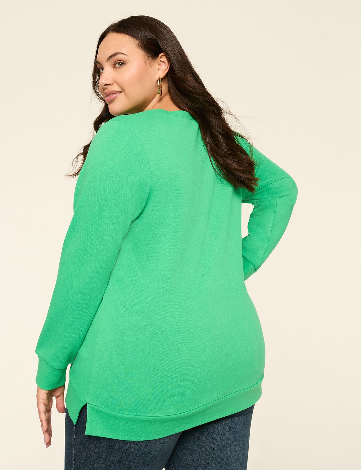 Long Sleeve Crew Neck Sweatshirt wi Product Image 2