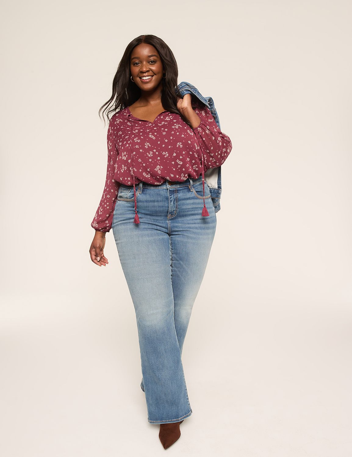 Classic LS Notch Neck Popover Blous Product Image 3