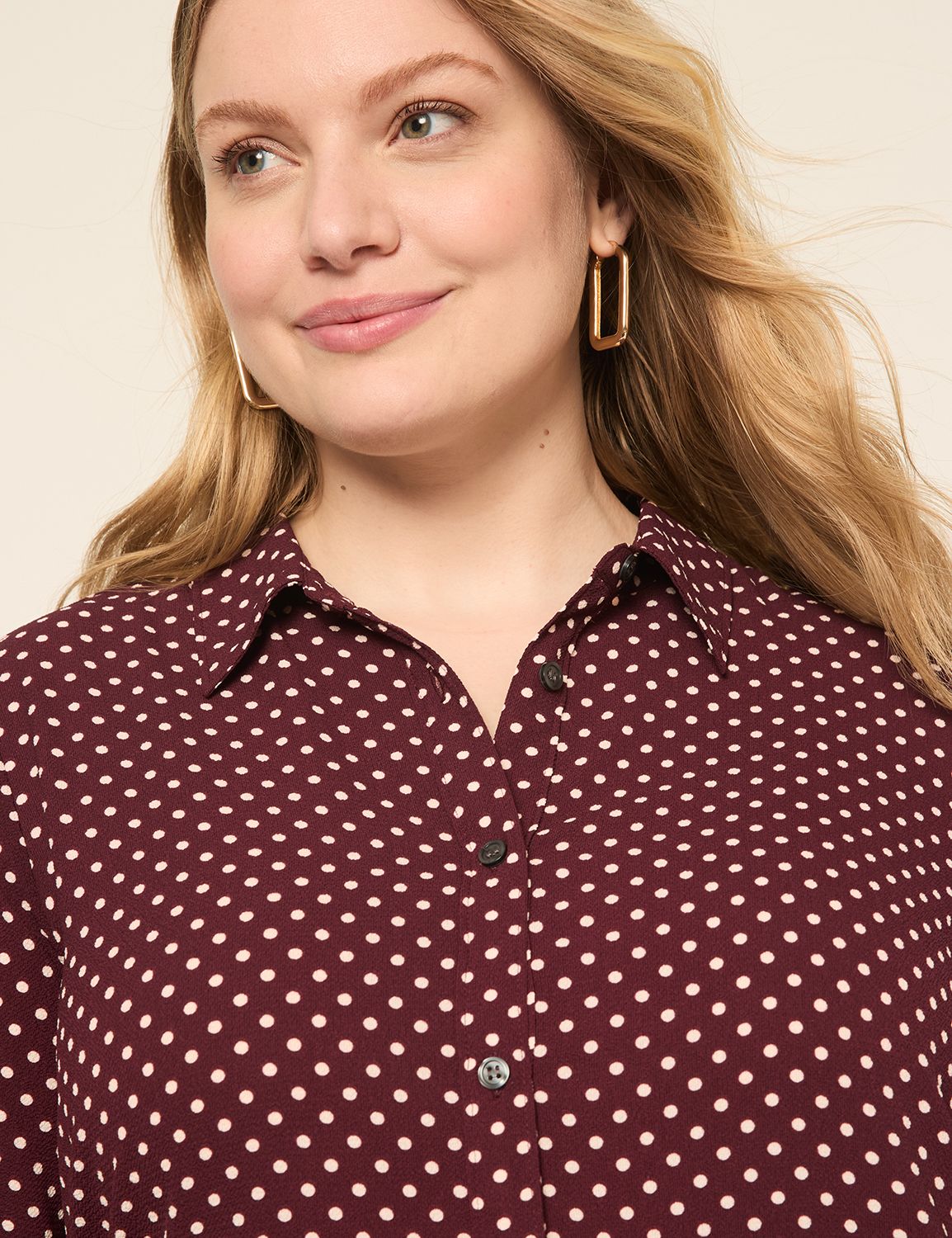 Classic Long Sleeve Fitted Collared Product Image 4