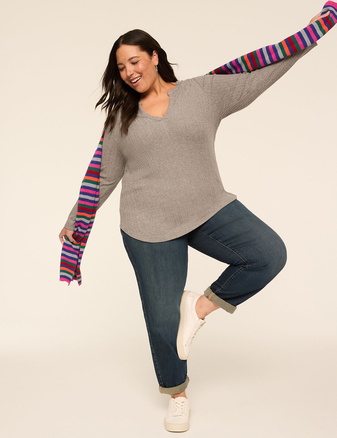 Casual Long Sleeve V-Notch Neck Tun Product Image 3