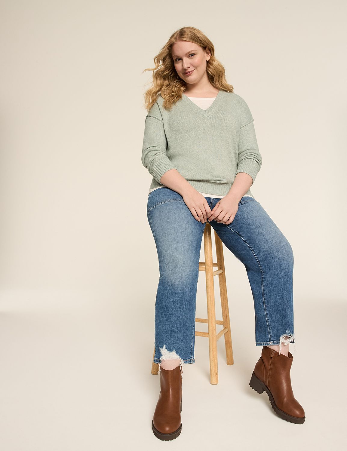 Classic Long Sleeve V-Neck Mix Medi Product Image 3
