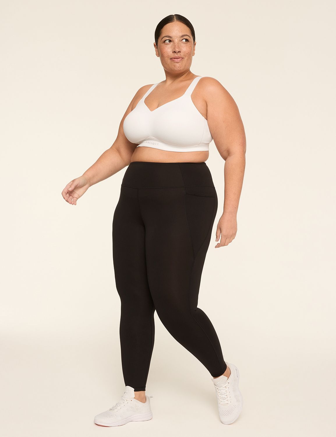 Cacique Active Totally Smooth Mediu Product Image 3