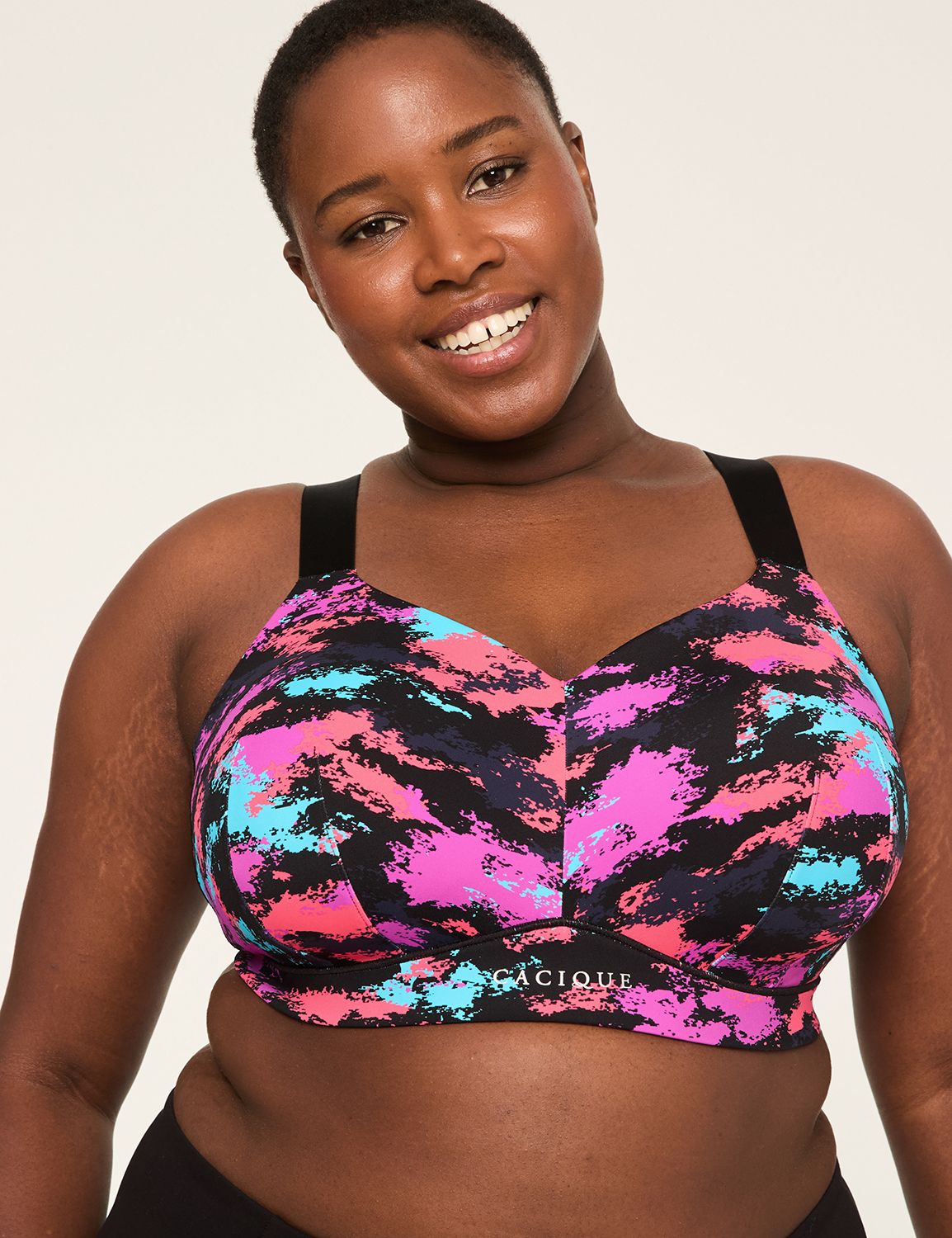 Cacique Totally Smooth Medium-Impact Wireless Sports Bra