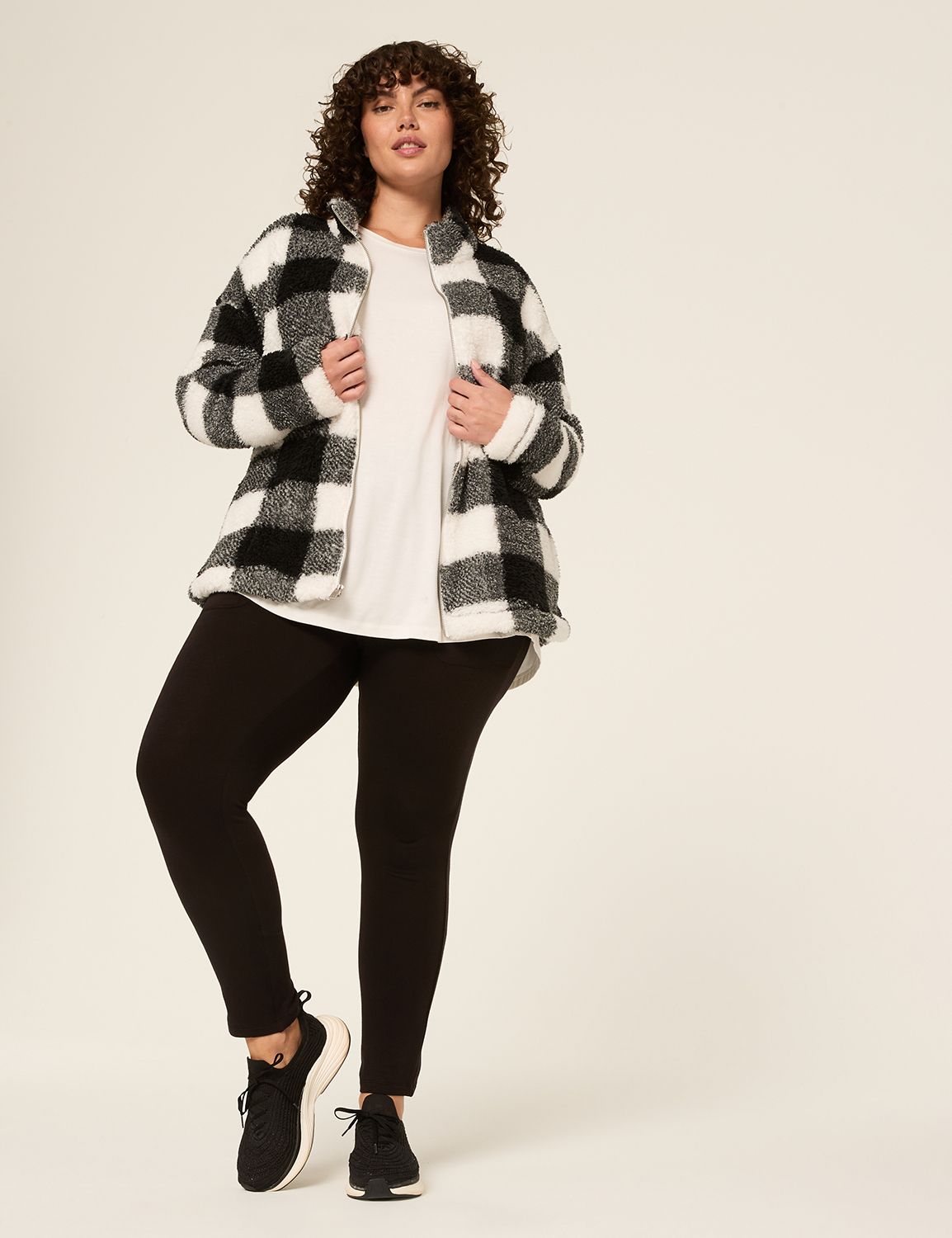 LIVI Long Sleeve Full Zip Sherpa Ja Product Image 3